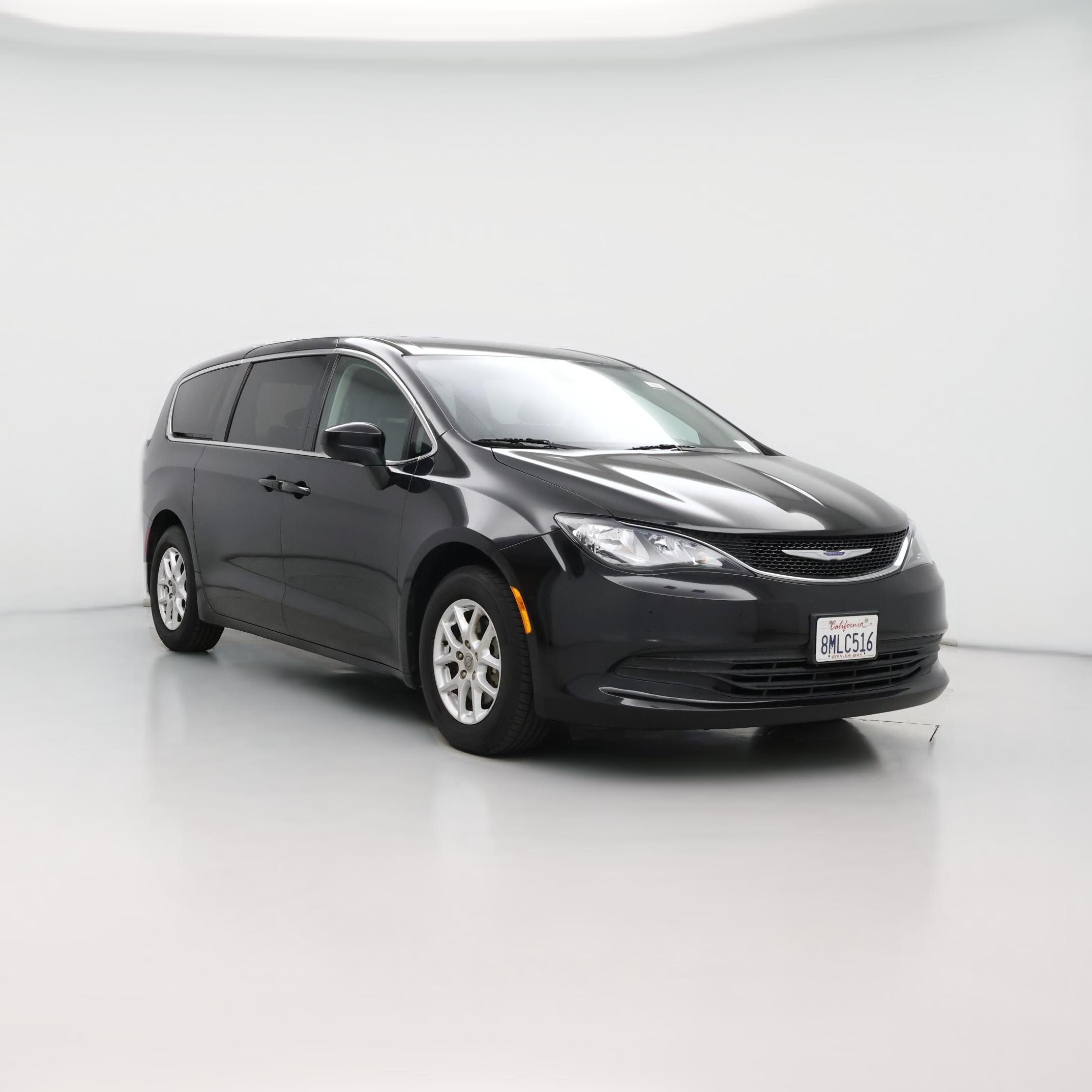 Thumbnail: 2019 Chrysler Pacifica - 1
