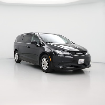 Black 2019 Chrysler Pacifica LX