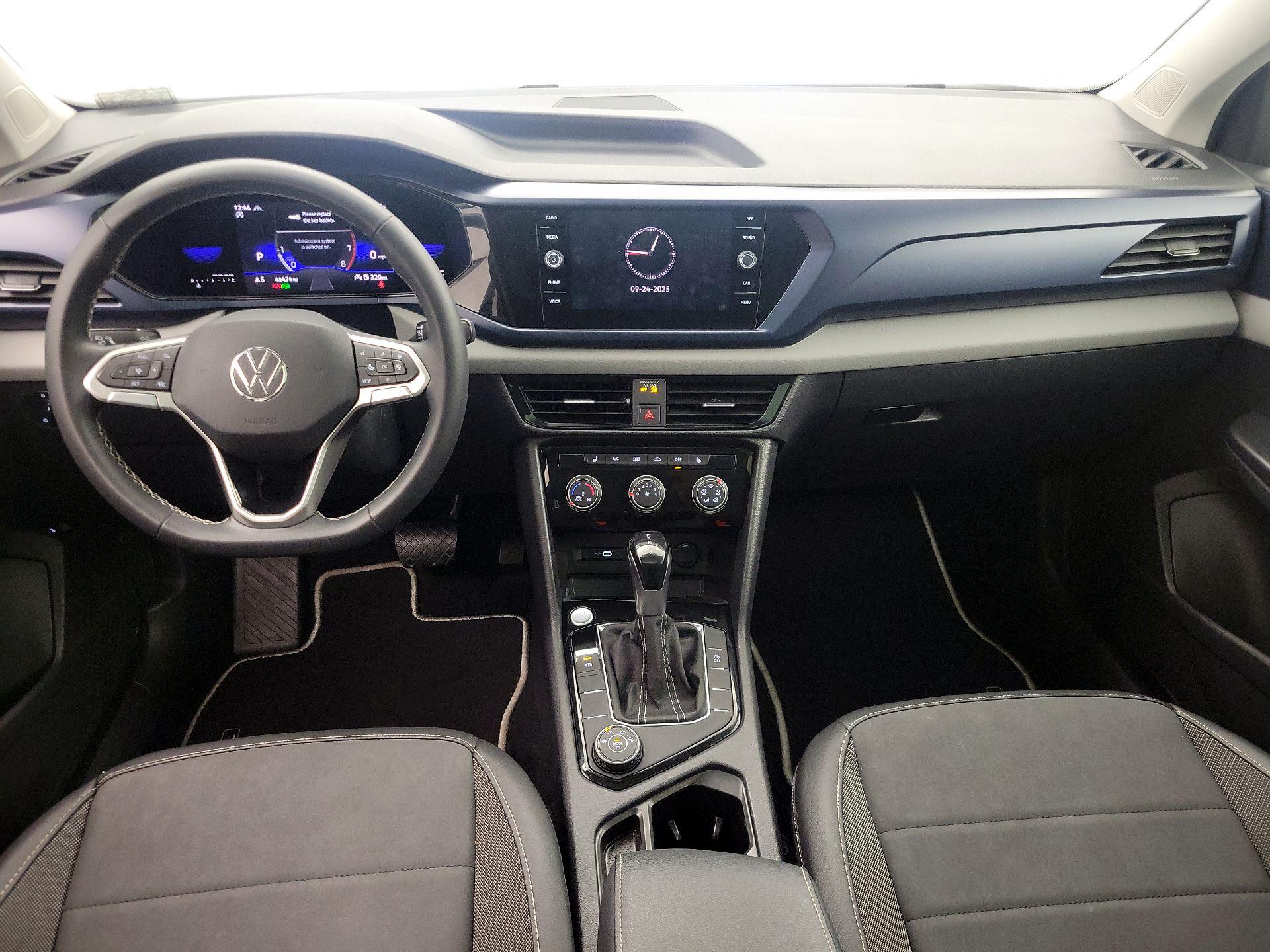 Thumbnail: 2023 Volkswagen Taos - 9