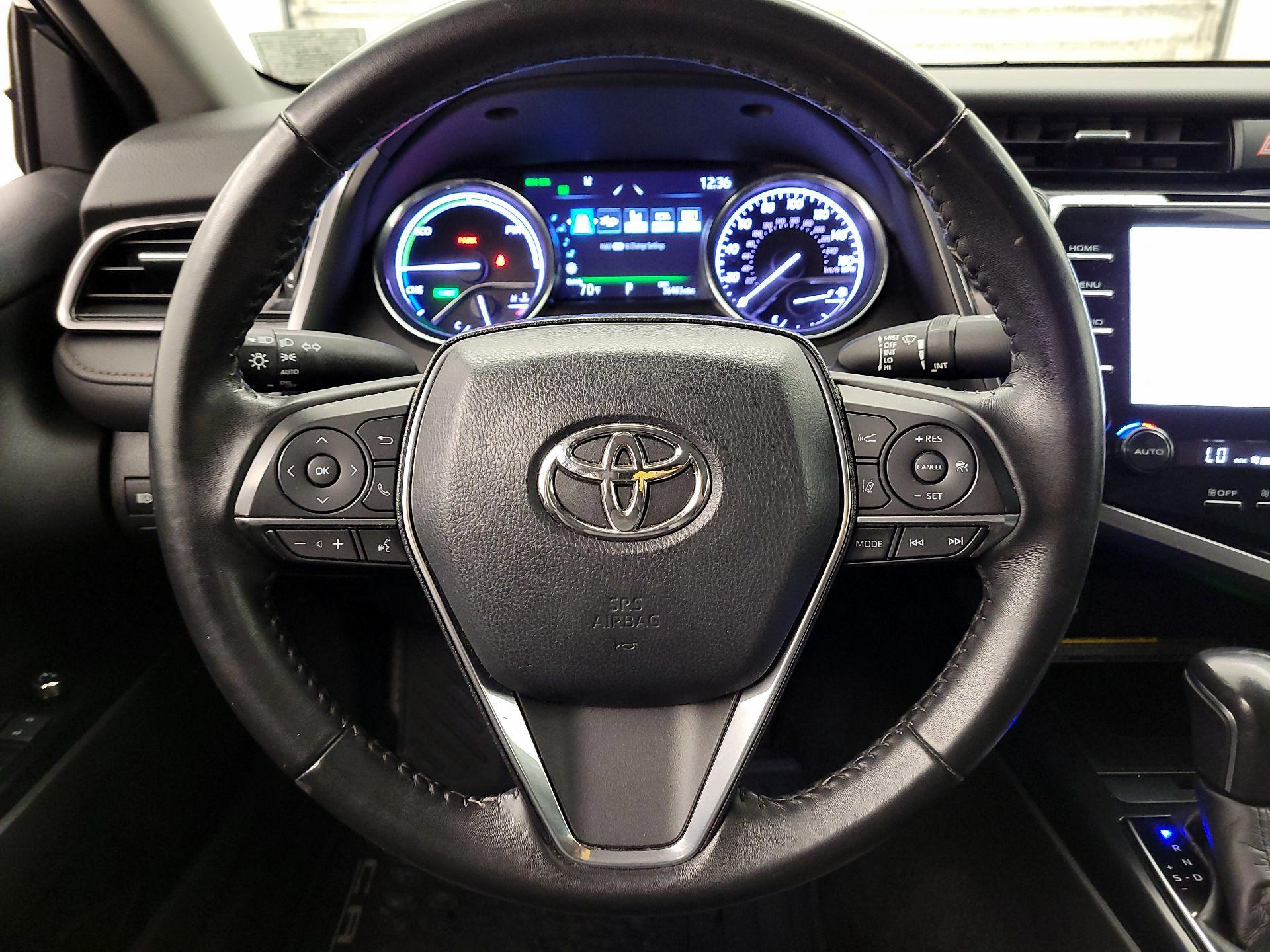 Thumbnail: 2019 Toyota Camry - 10