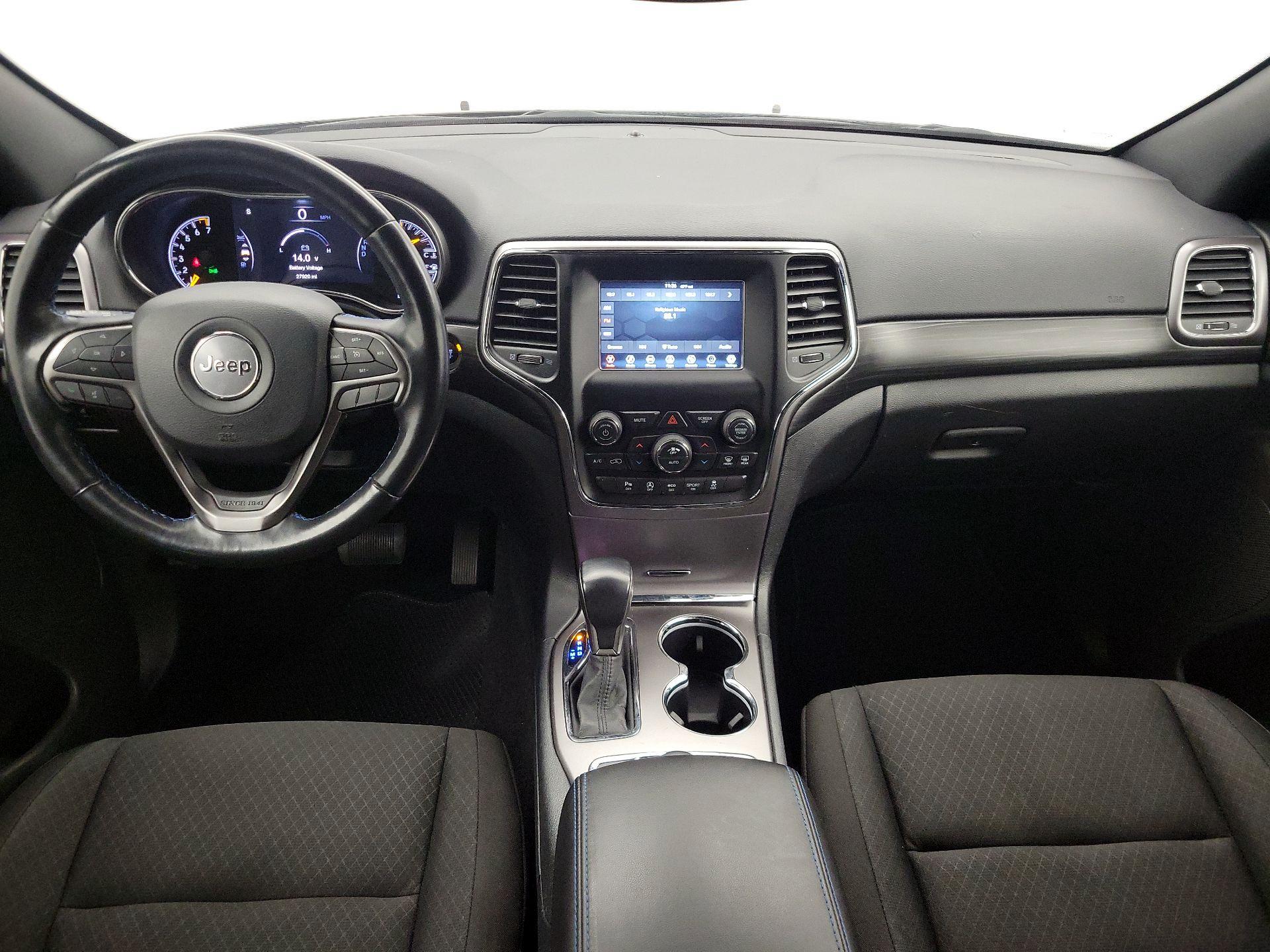 Thumbnail: 2020 Jeep Grand Cherokee - 9