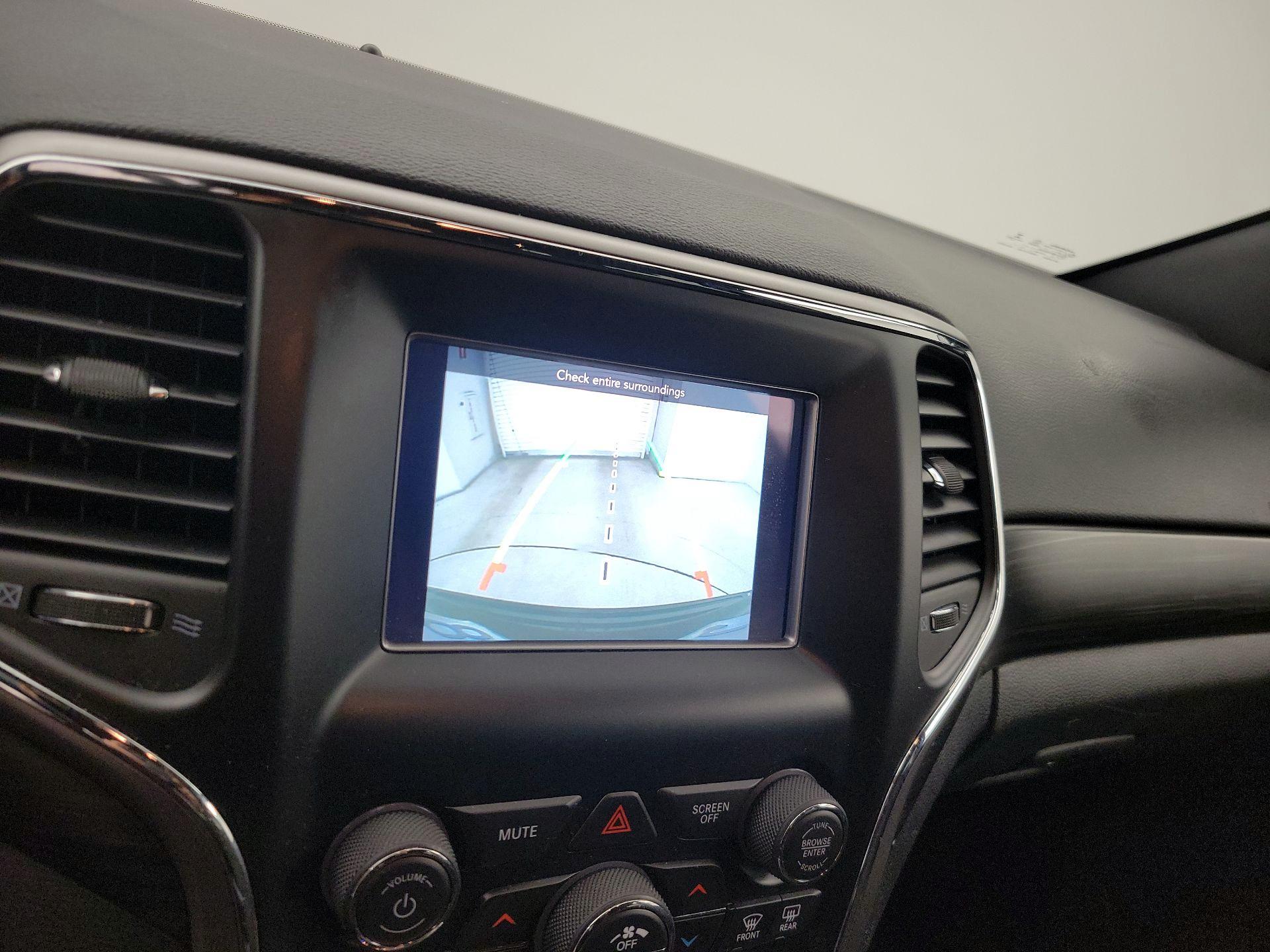 Thumbnail: 2020 Jeep Grand Cherokee - 14