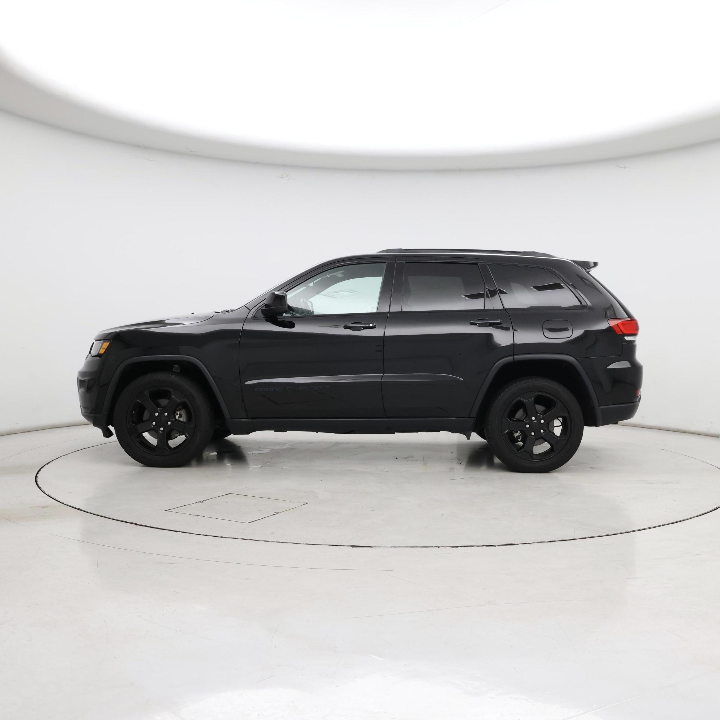 Thumbnail: 2020 Jeep Grand Cherokee - 3