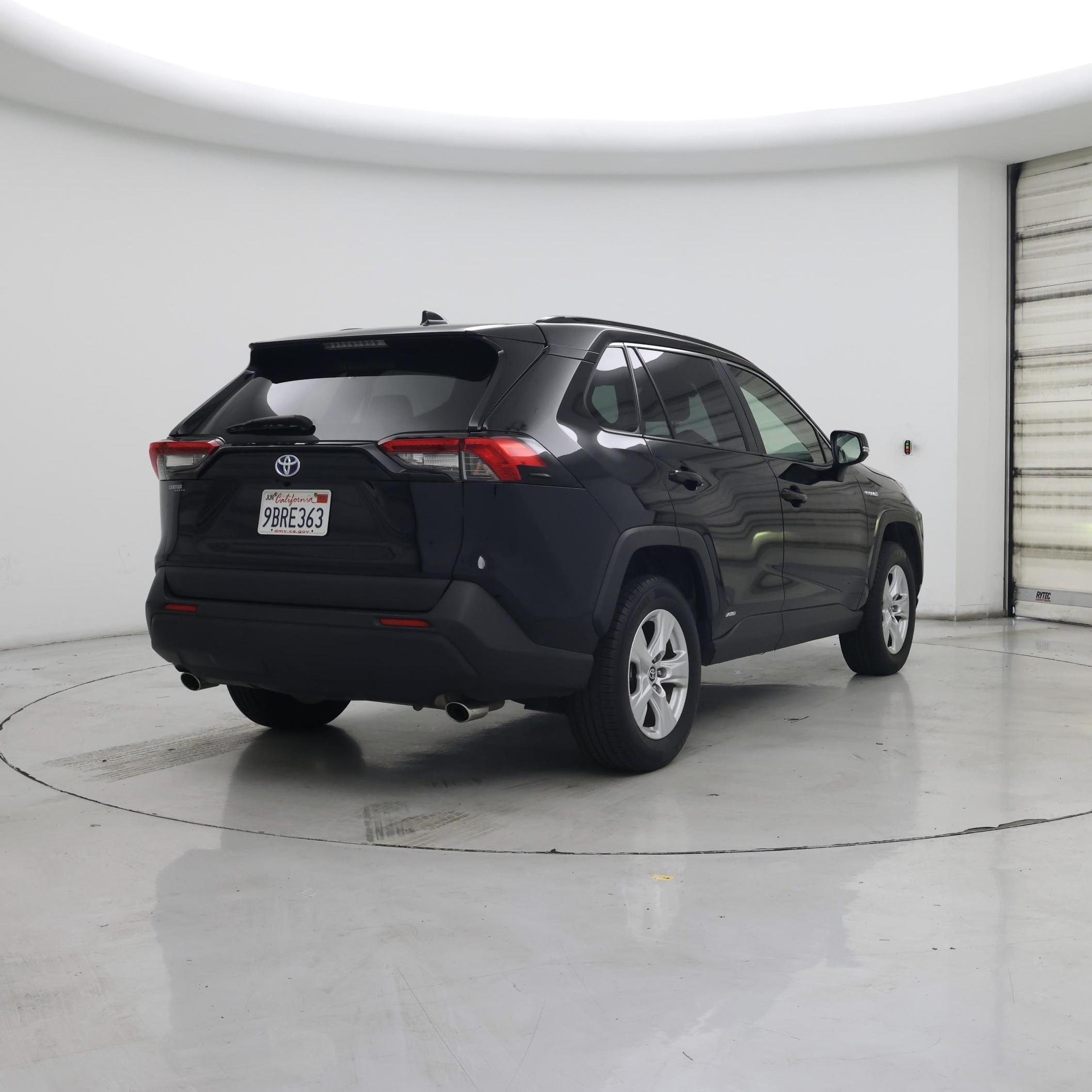 Thumbnail: 2020 Toyota RAV4 - 8