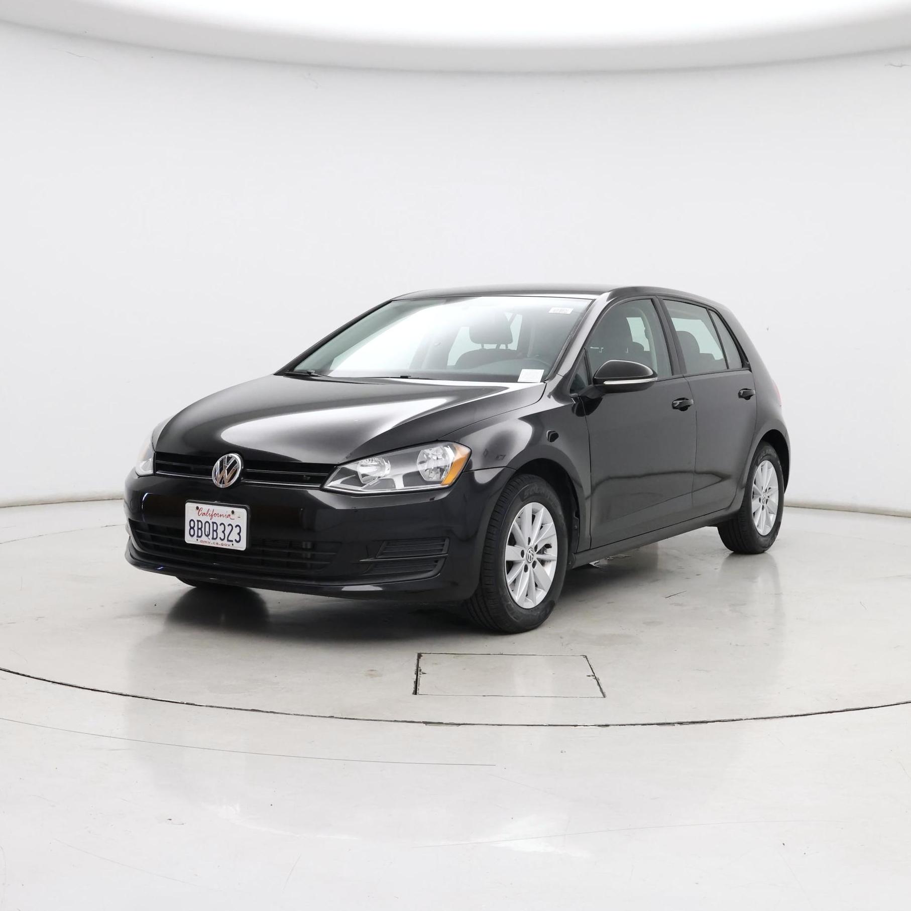 Thumbnail: 2017 Volkswagen Golf - 4