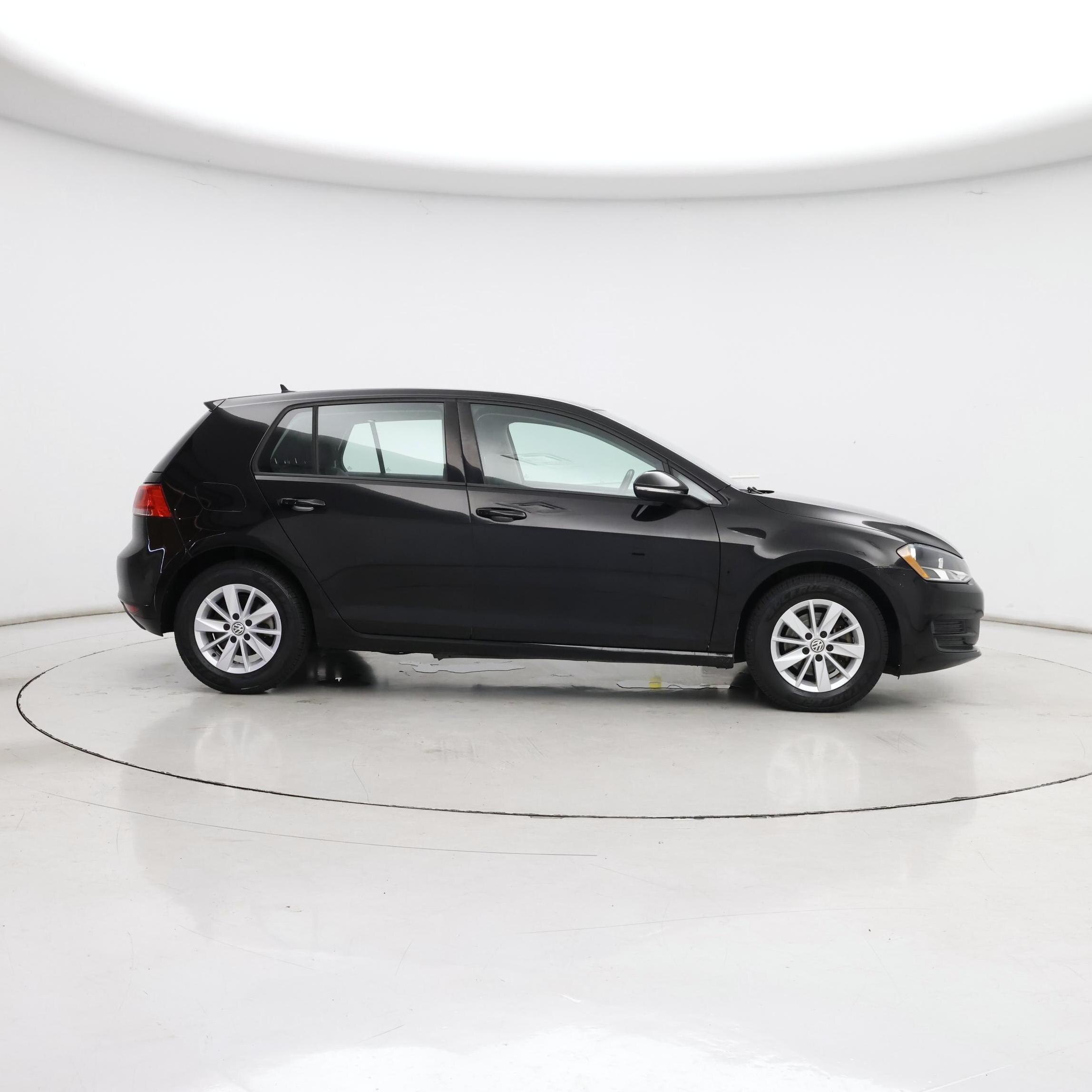 Thumbnail: 2017 Volkswagen Golf - 7