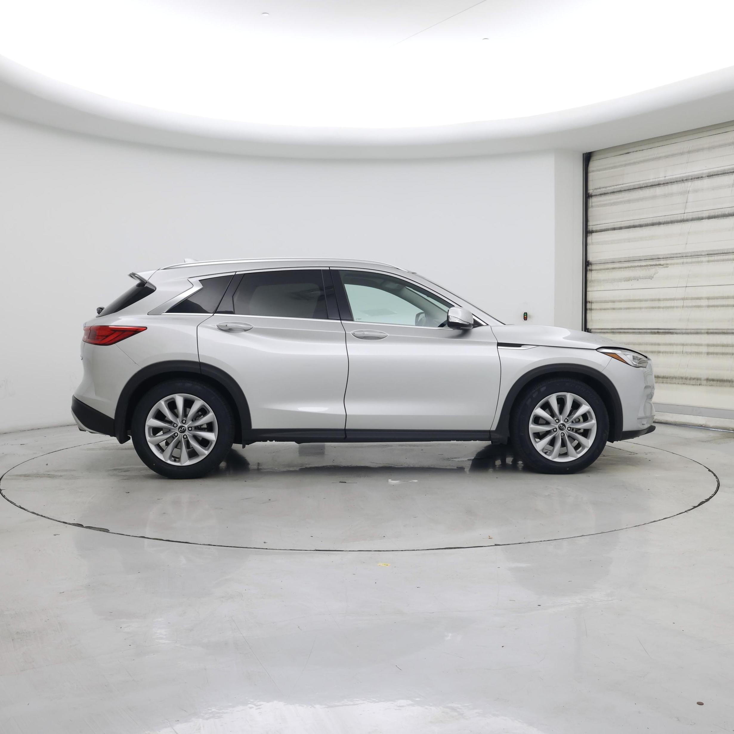 Thumbnail: 2019 INFINITI QX50 - 7