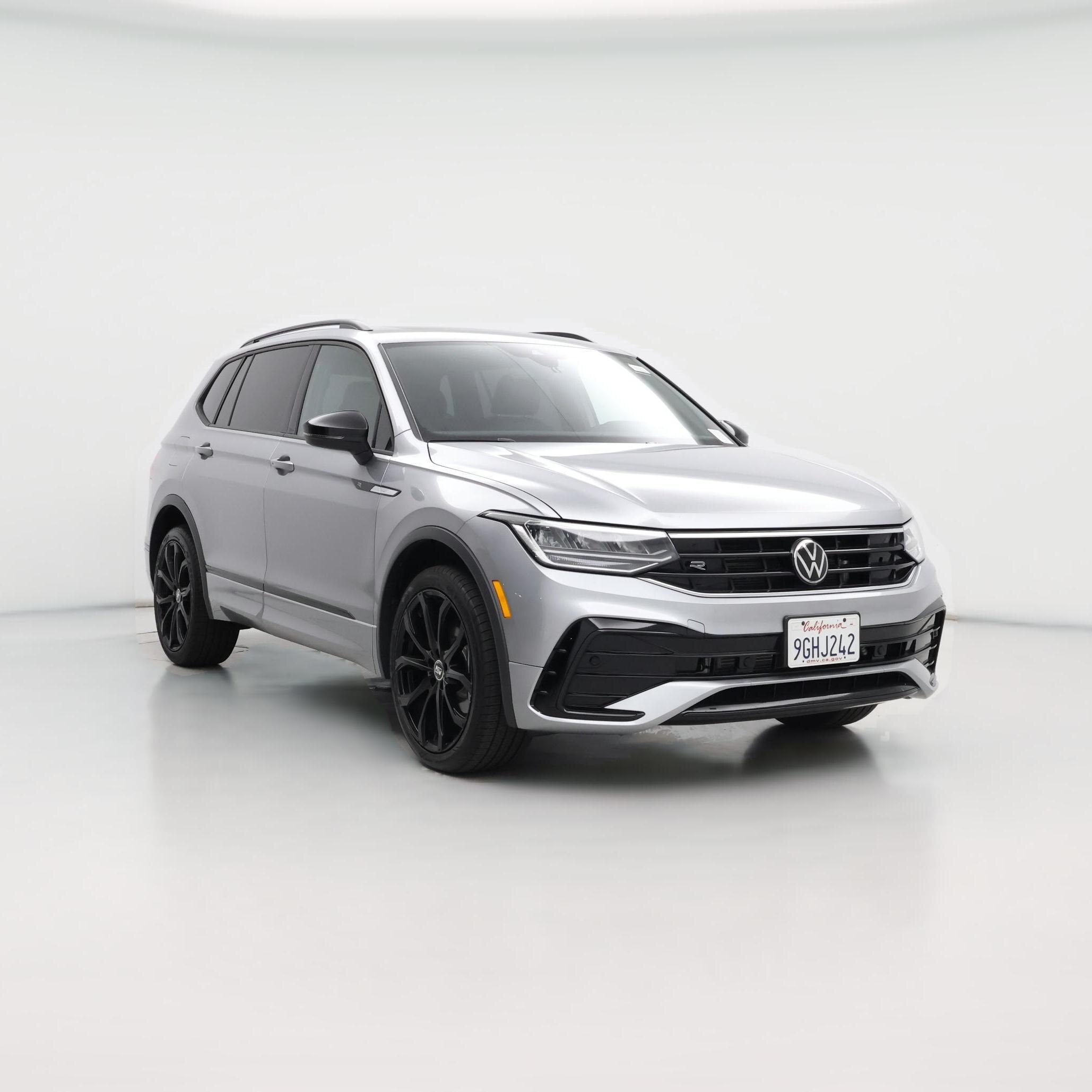 Thumbnail: 2023 Volkswagen Tiguan - 1