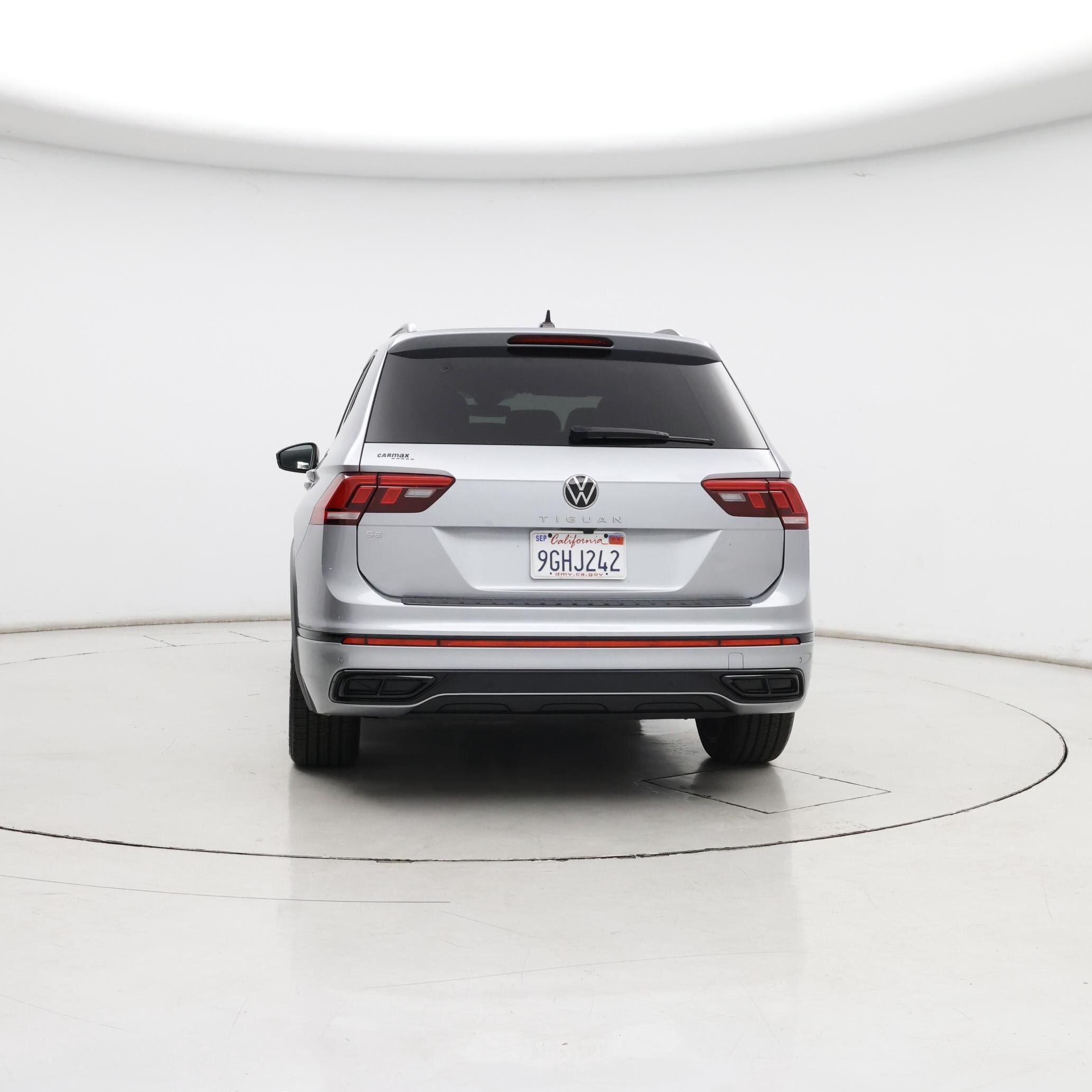 Thumbnail: 2023 Volkswagen Tiguan - 6