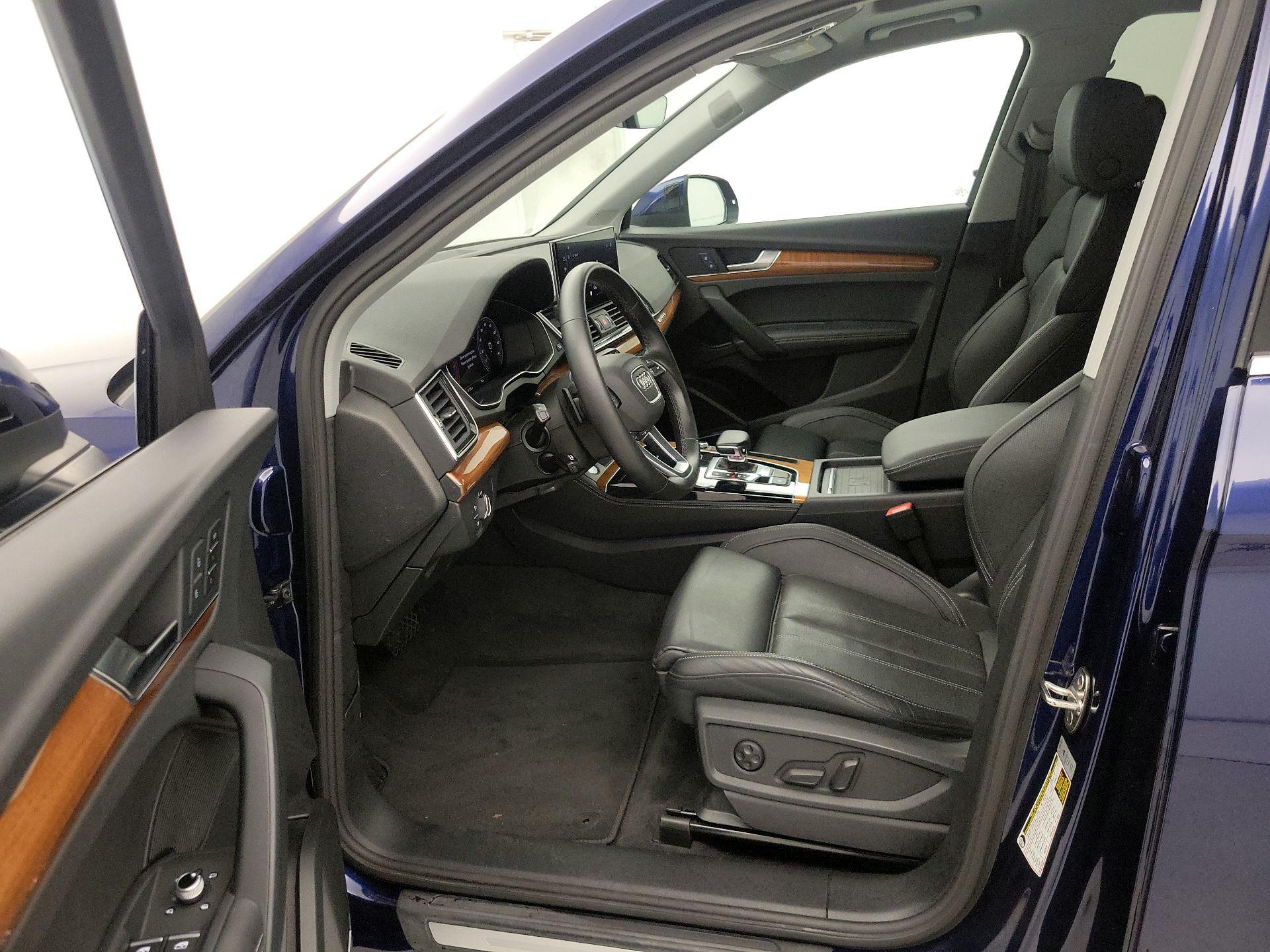 Thumbnail: 2021 Audi Q5 - 11