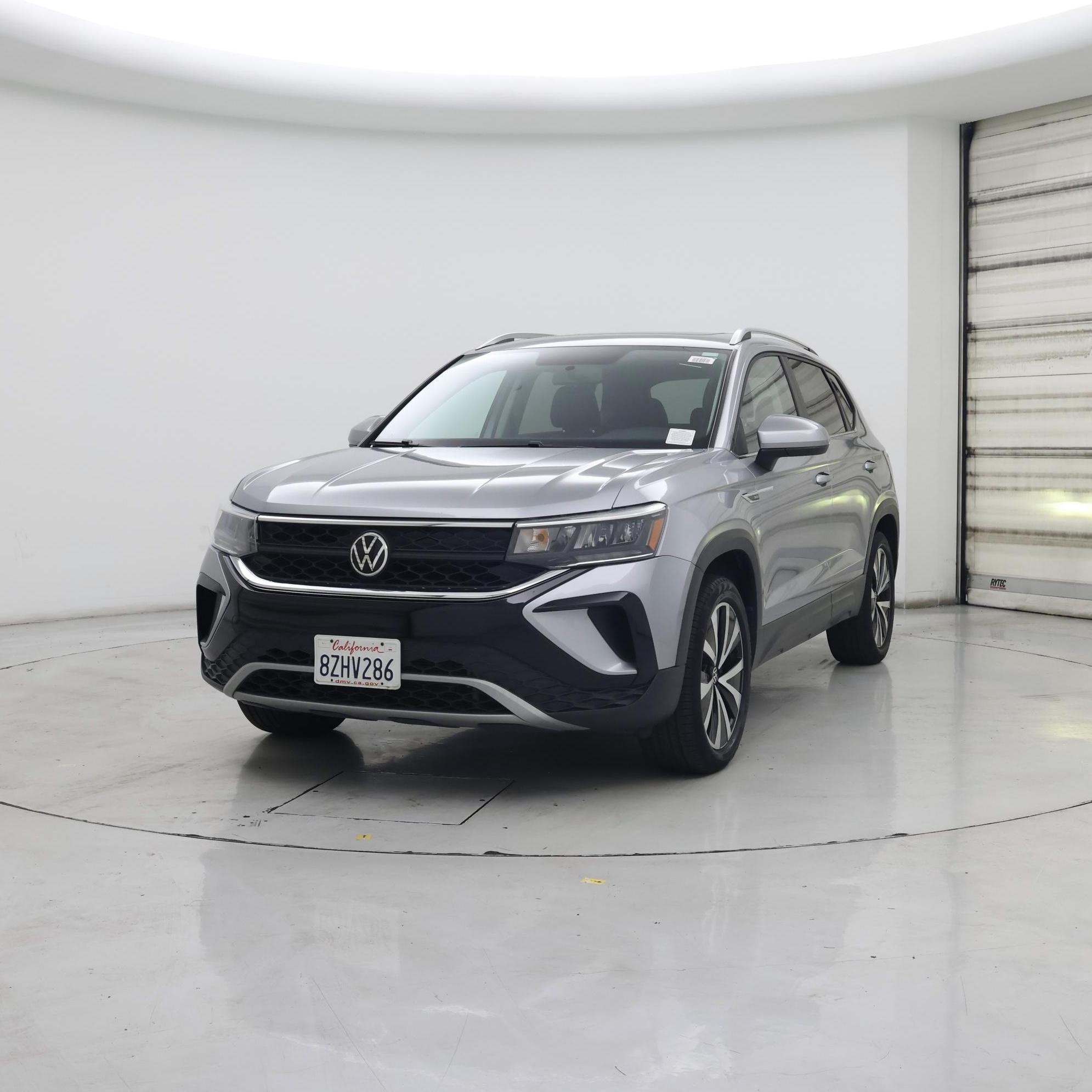 Thumbnail: 2022 Volkswagen Taos - 4