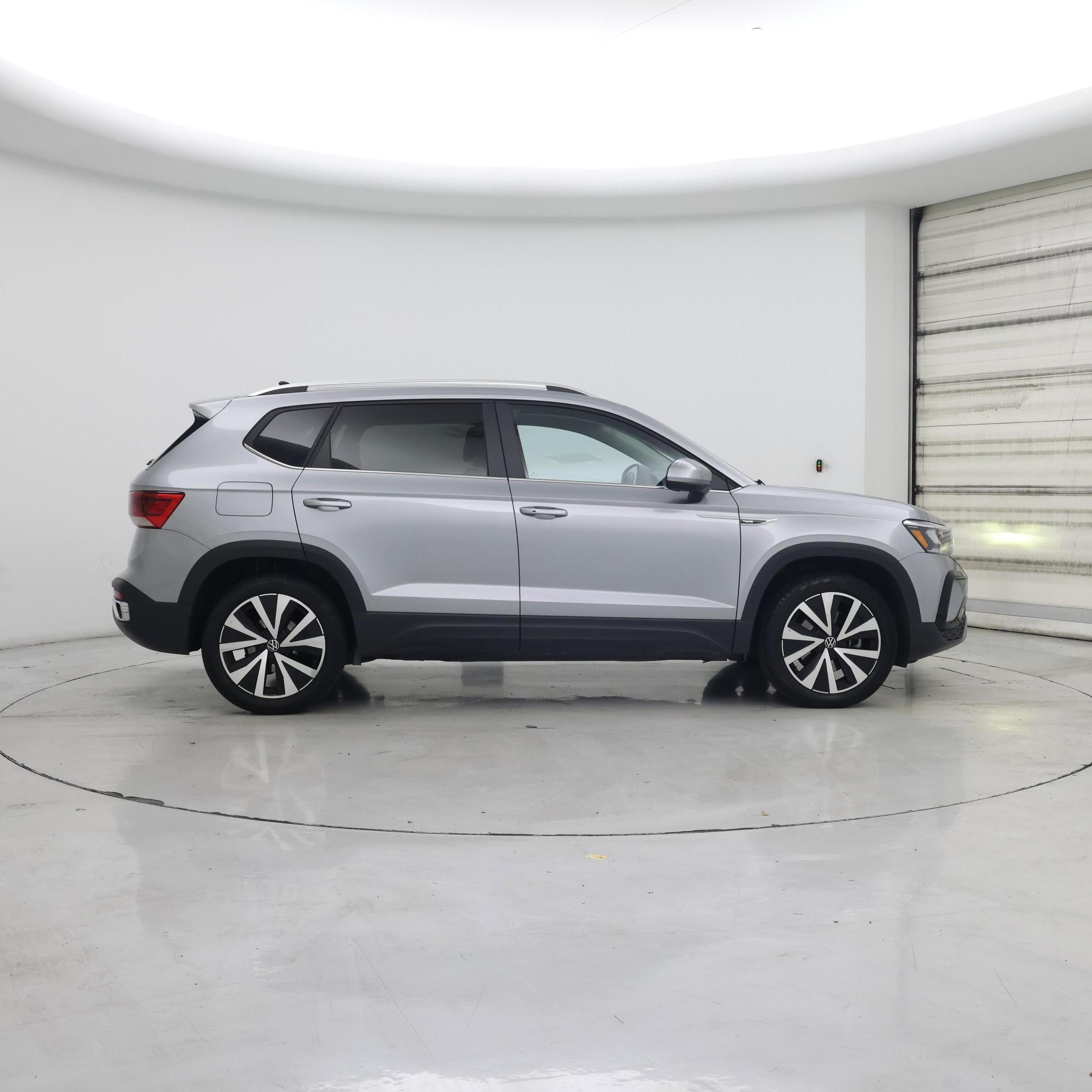 Thumbnail: 2022 Volkswagen Taos - 7