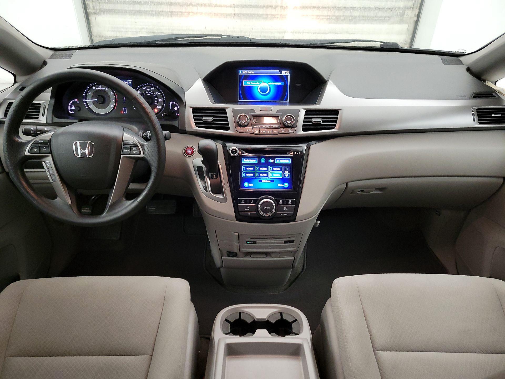 Thumbnail: 2016 Honda Odyssey - 9