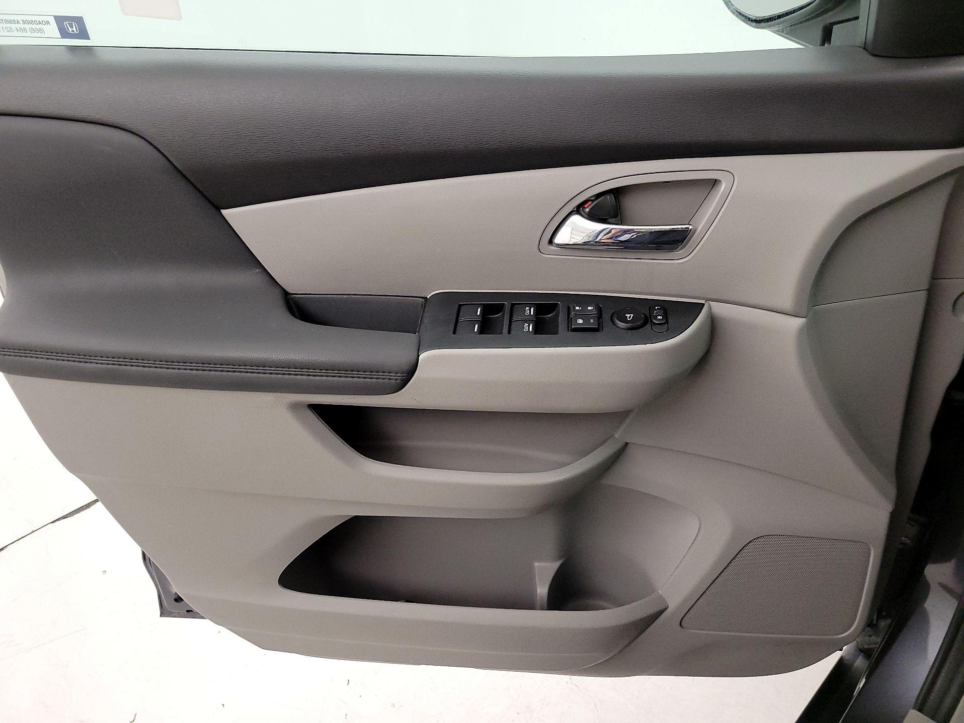 Thumbnail: 2016 Honda Odyssey - 12