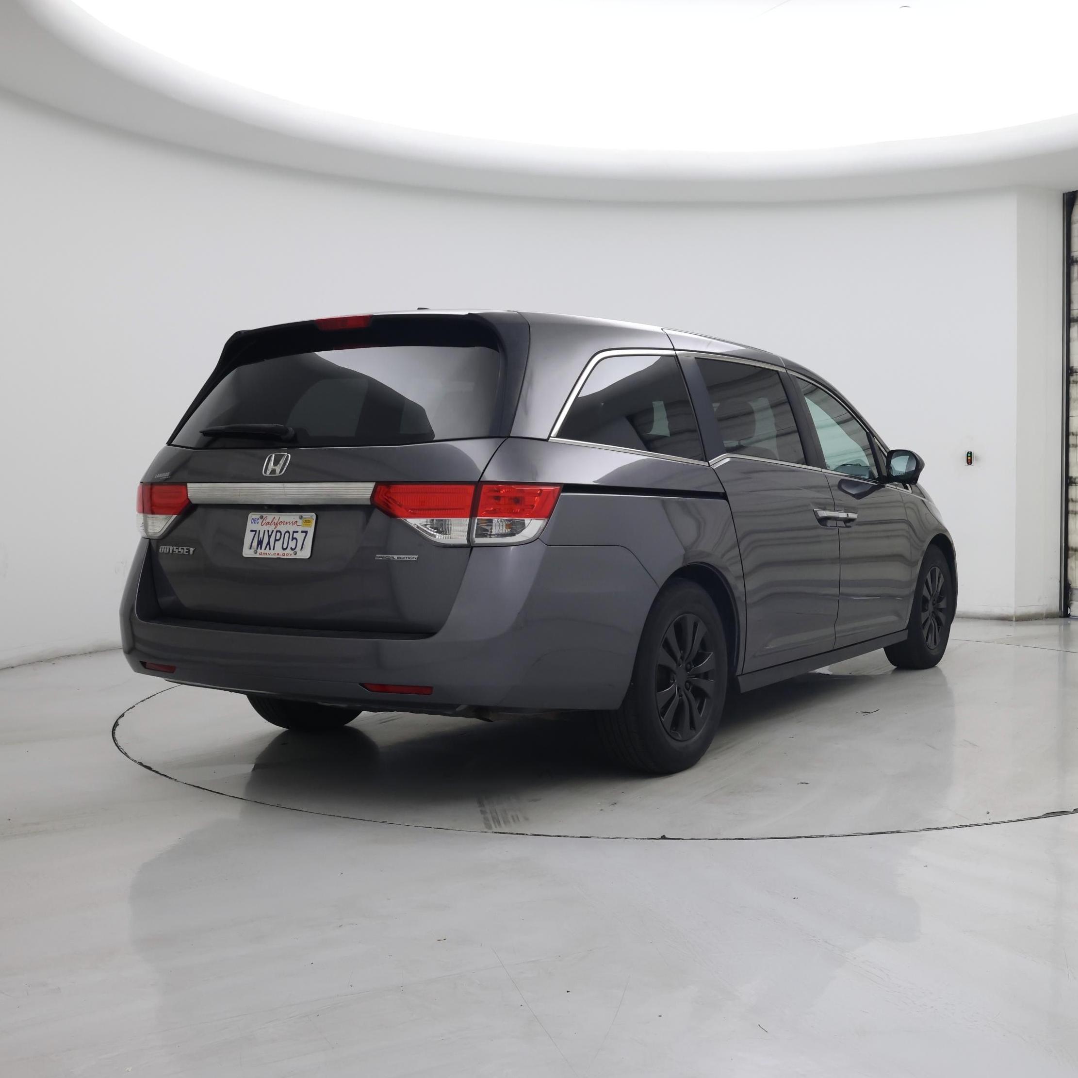 Thumbnail: 2016 Honda Odyssey - 8