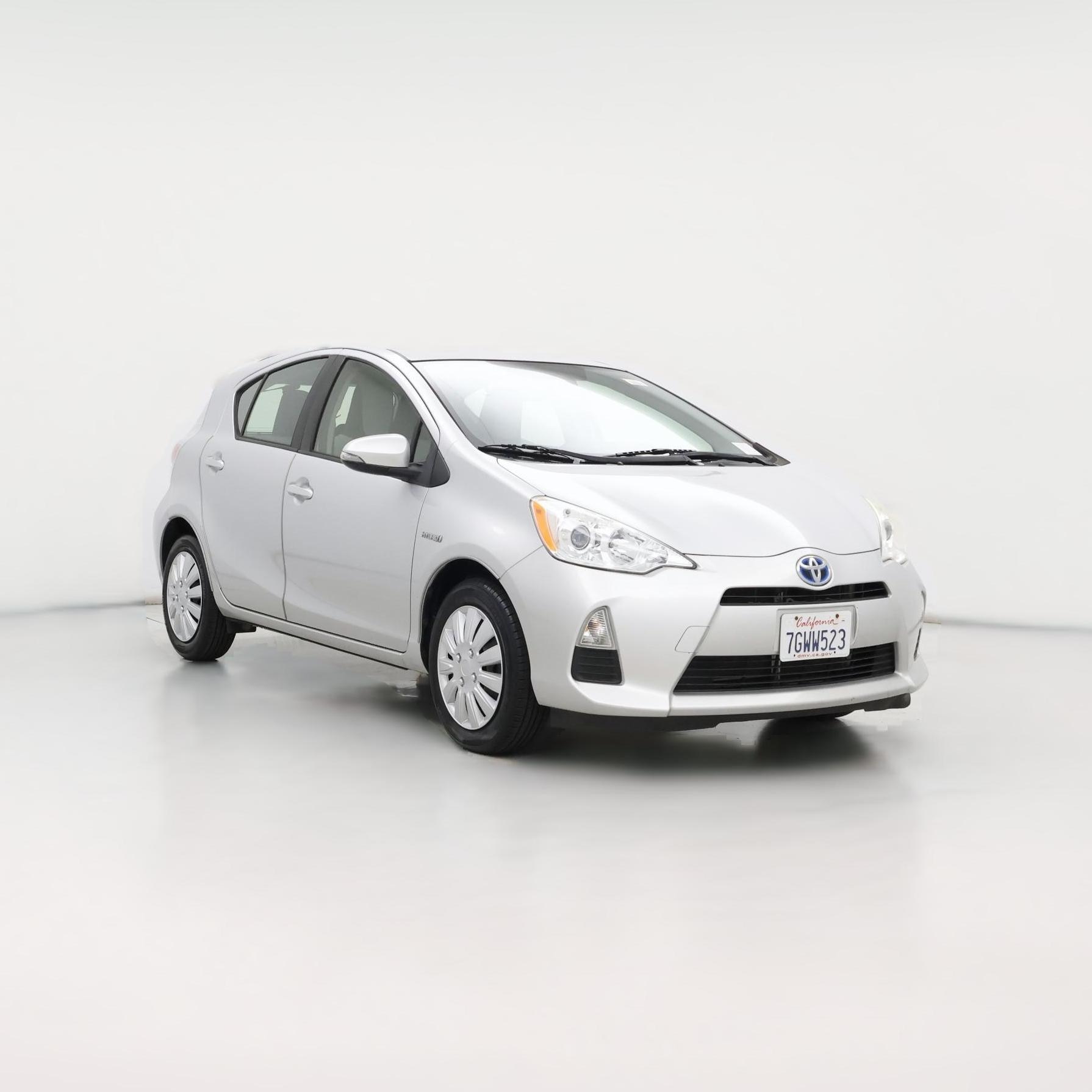 Thumbnail: 2014 Toyota Prius c - 1