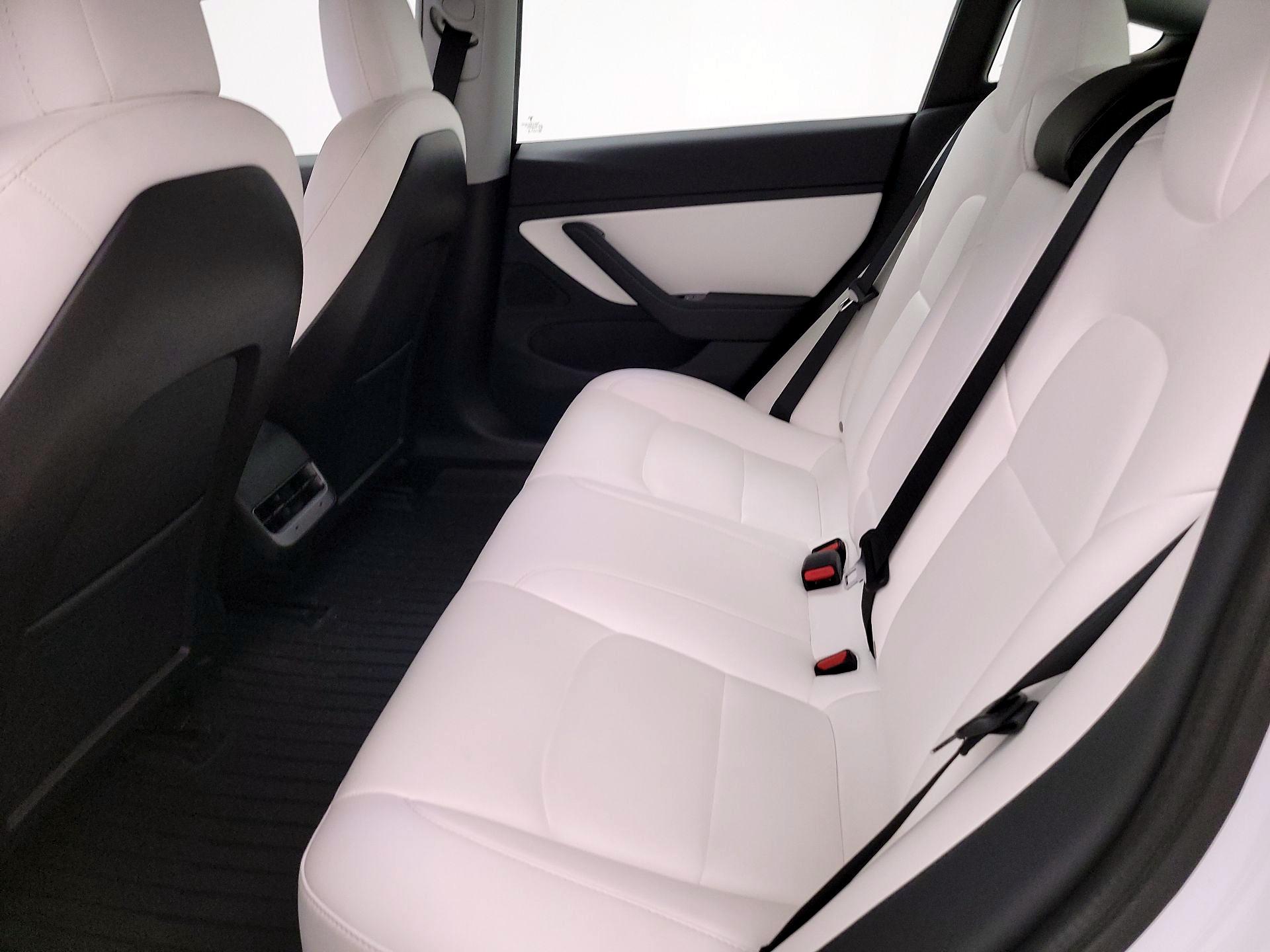 Thumbnail: 2020 Tesla Model 3 - 18