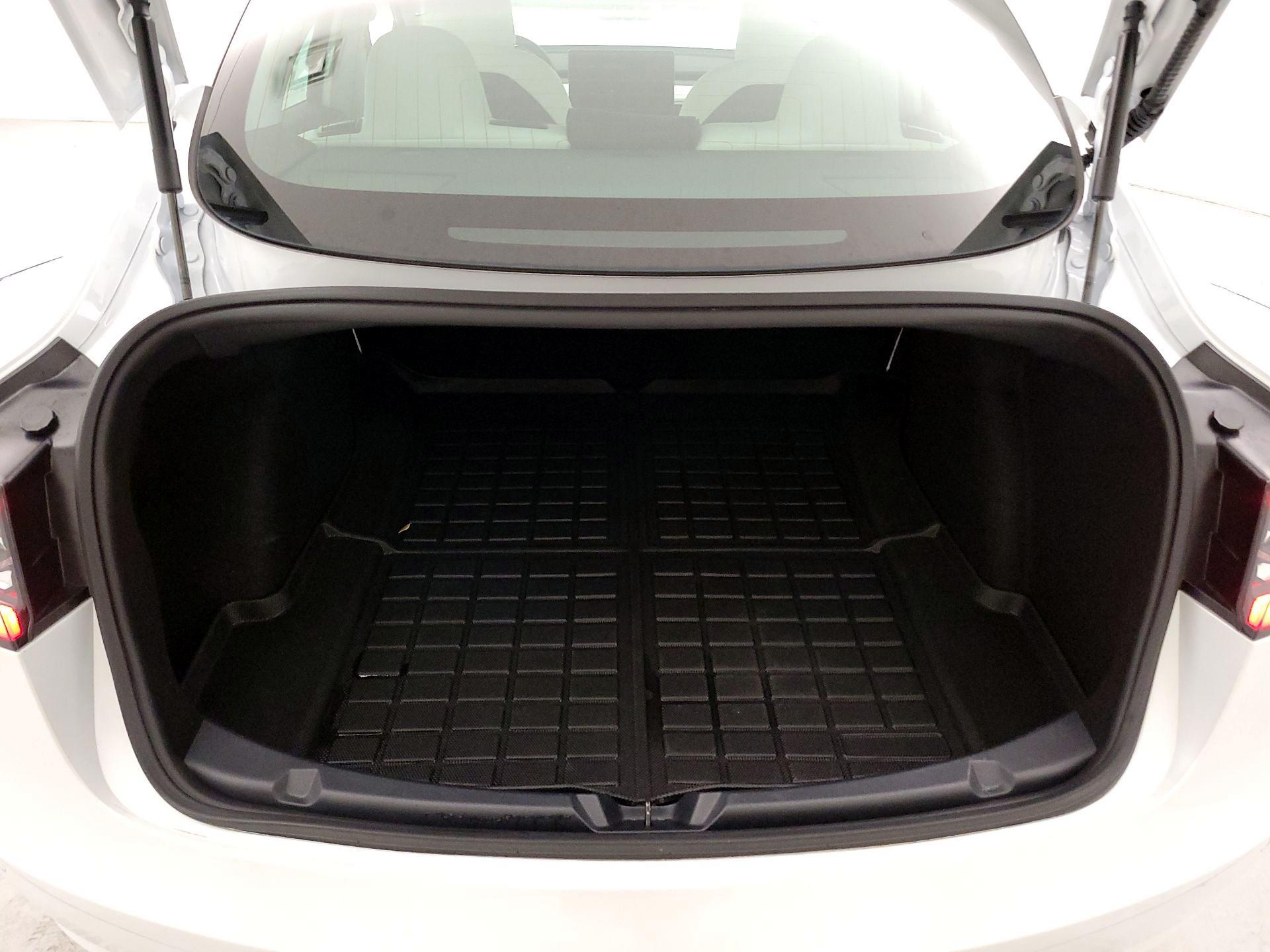 Thumbnail: 2020 Tesla Model 3 - 19