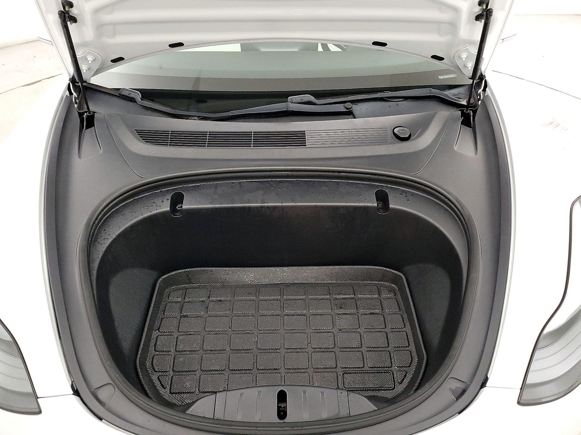 Thumbnail: 2020 Tesla Model 3 - 20