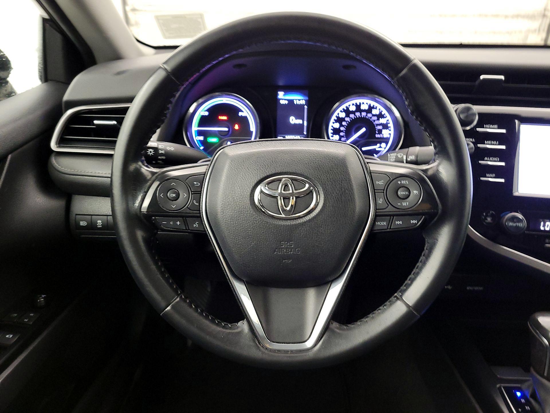Thumbnail: 2020 Toyota Camry - 10