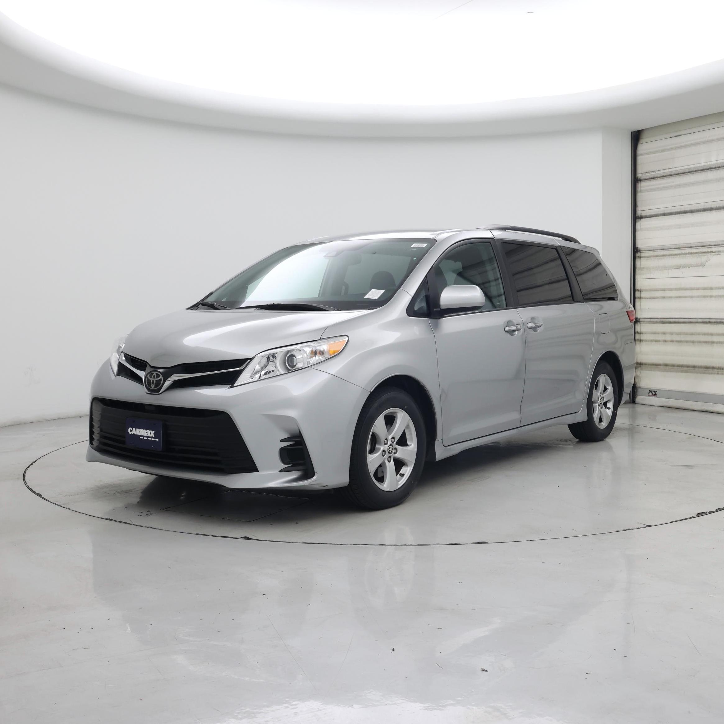 Thumbnail: 2020 Toyota Sienna - 4