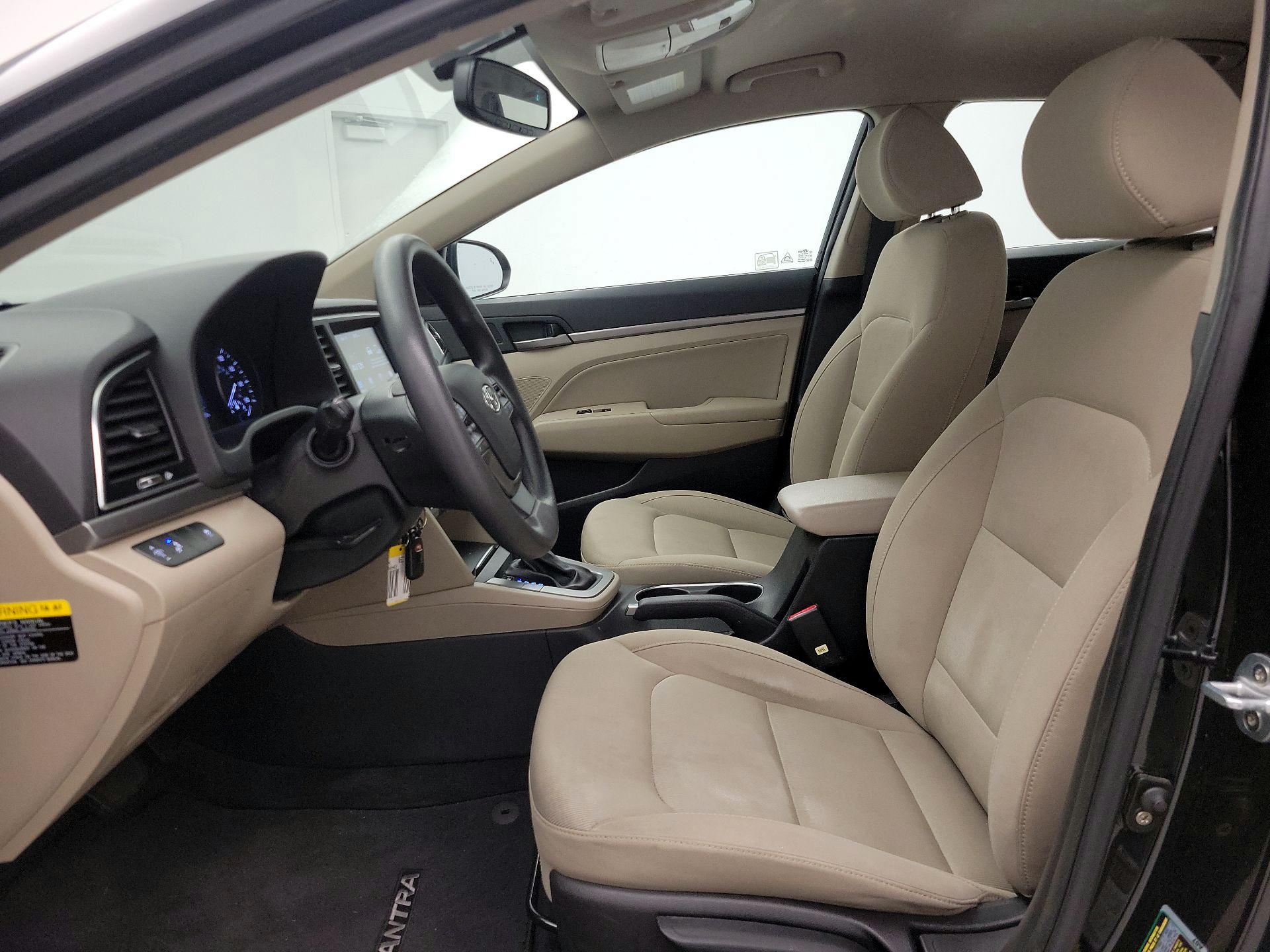 Thumbnail: 2018 Hyundai Elantra - 11