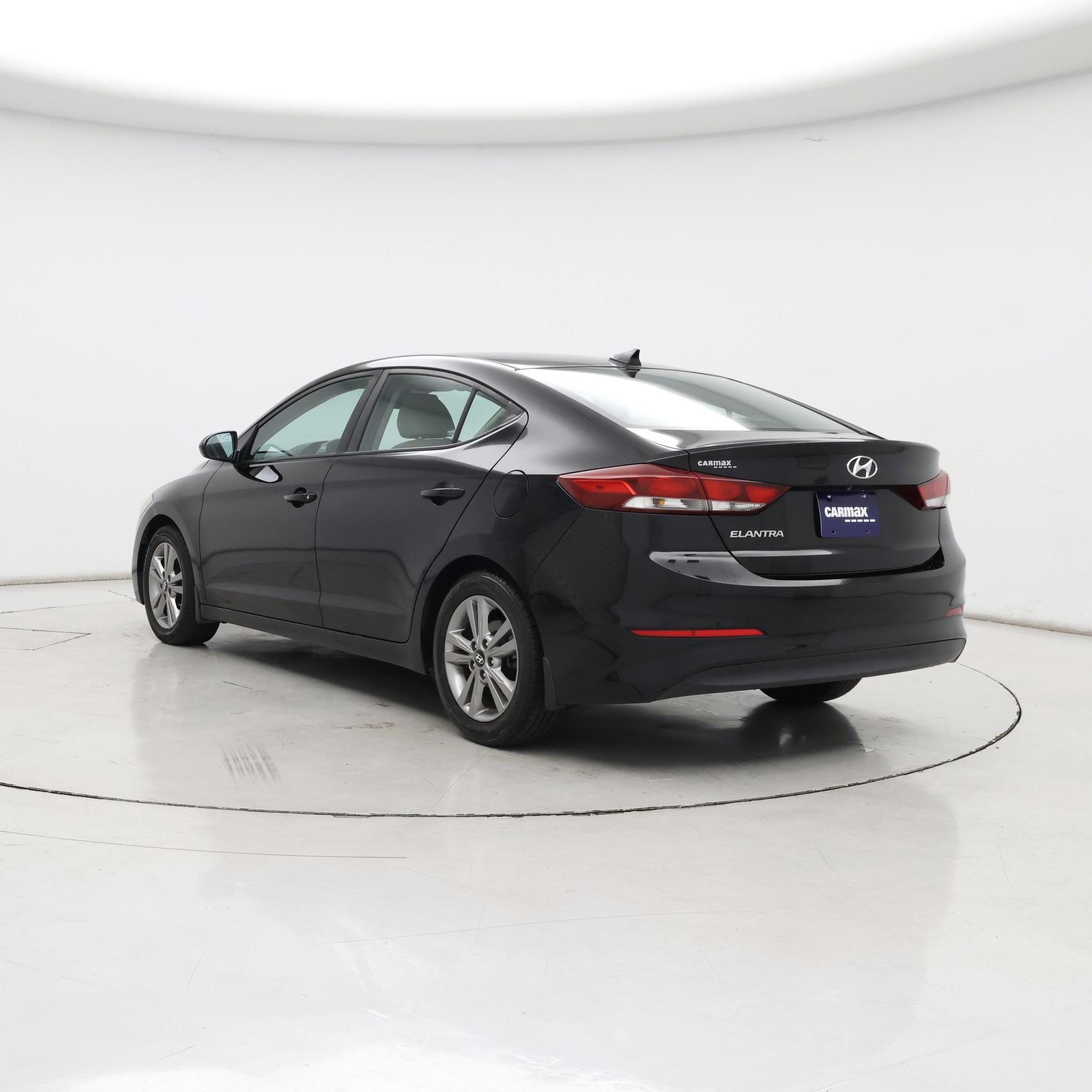 Thumbnail: 2018 Hyundai Elantra - 2