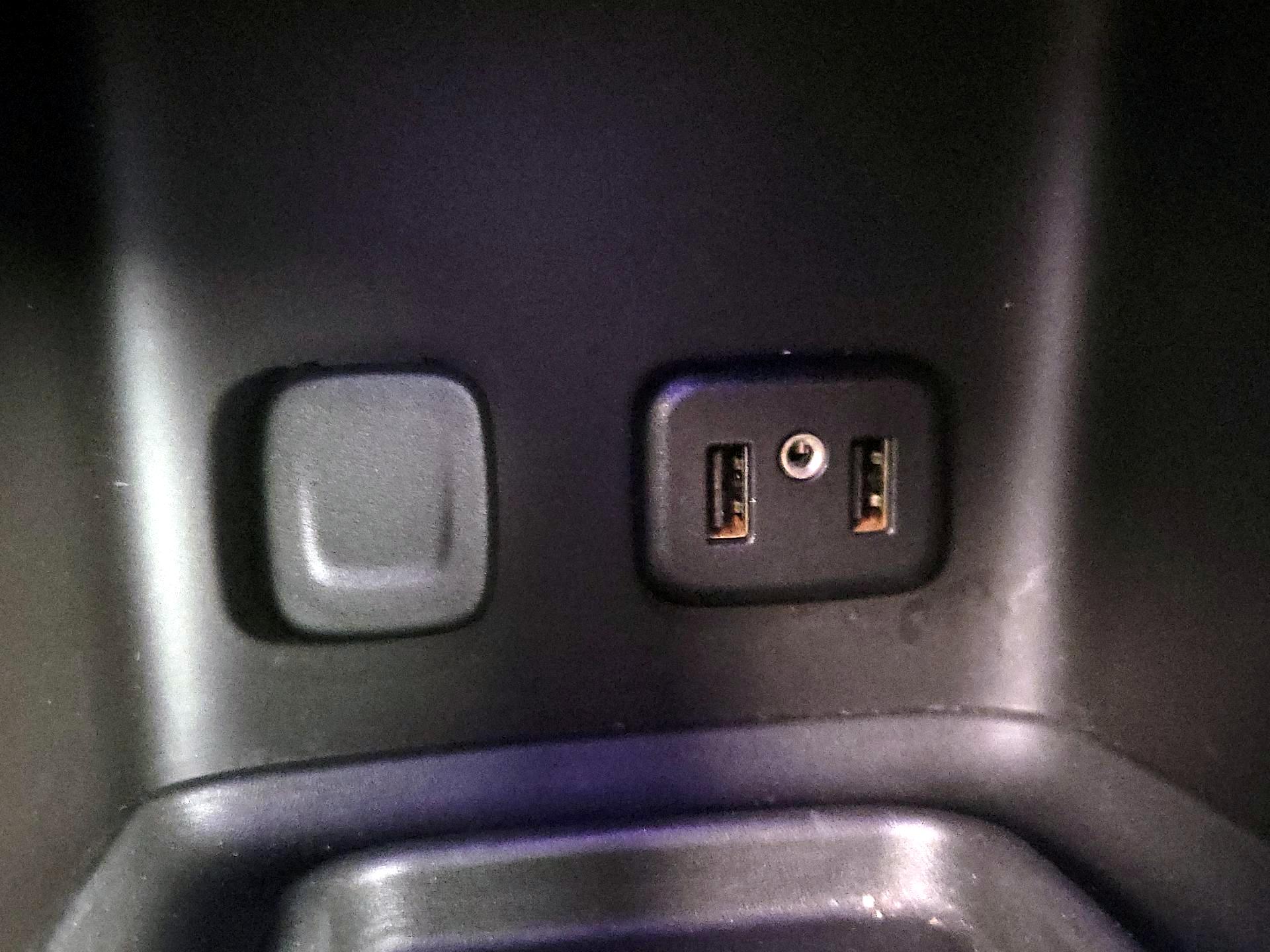 Thumbnail: 2018 GMC Acadia - 19