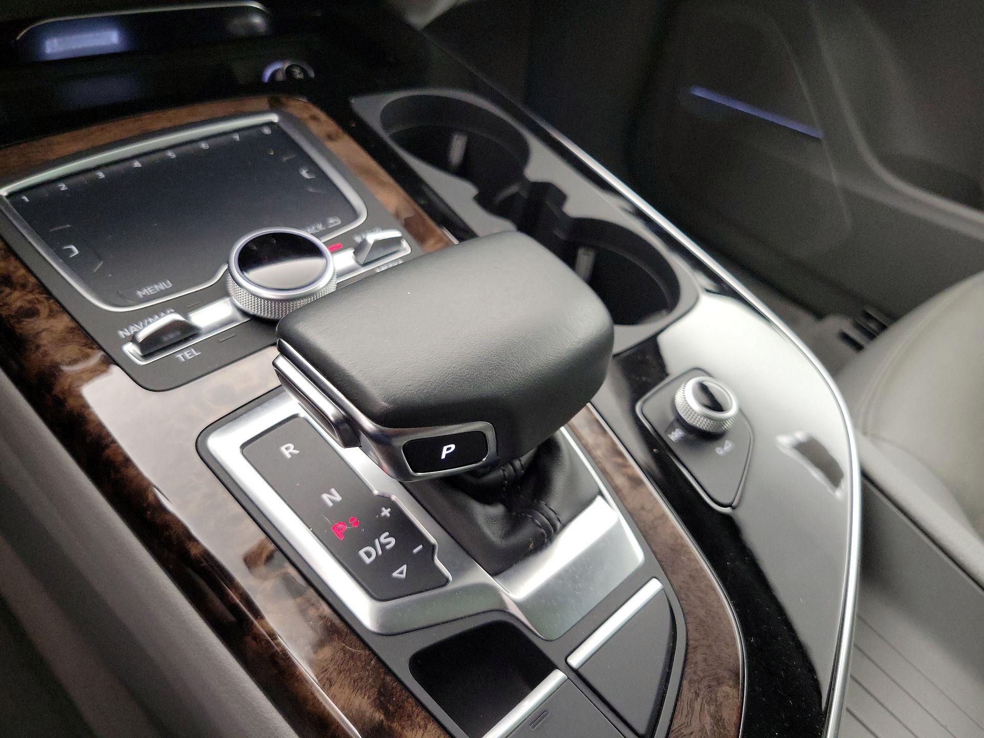 Thumbnail: 2018 Audi Q7 - 18