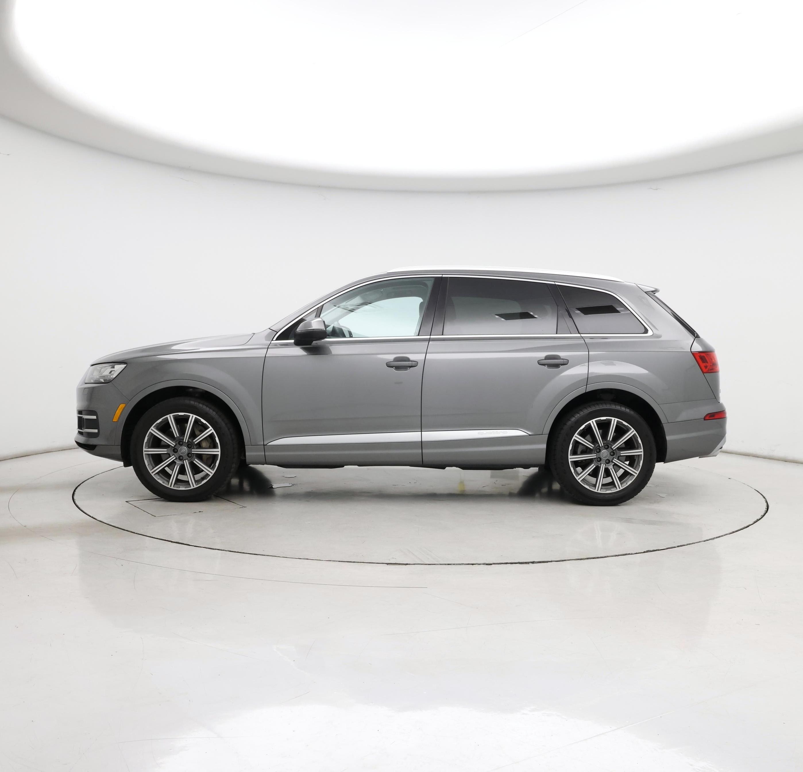 Thumbnail: 2018 Audi Q7 - 3