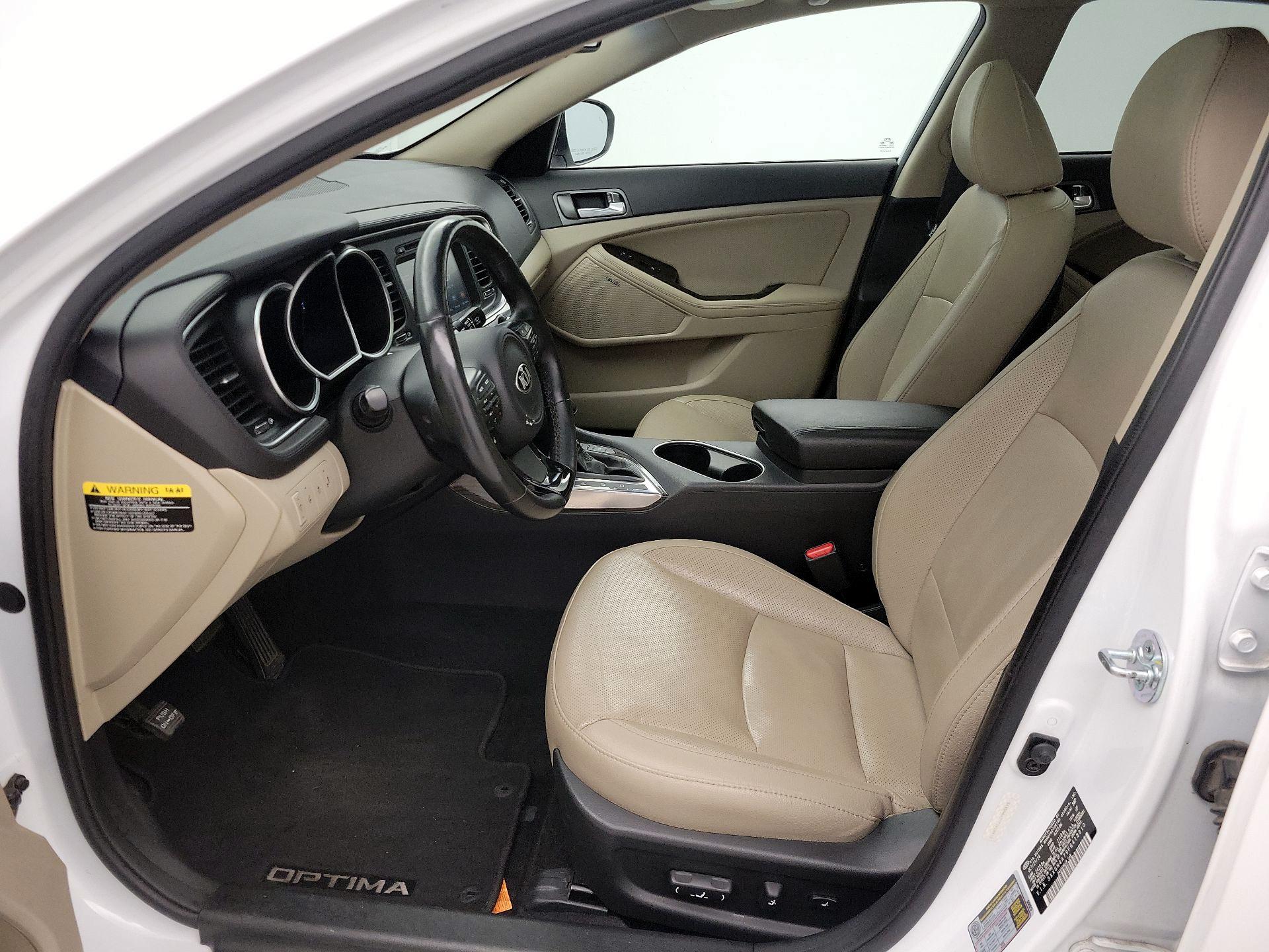 Thumbnail: 2015 Kia Optima - 11