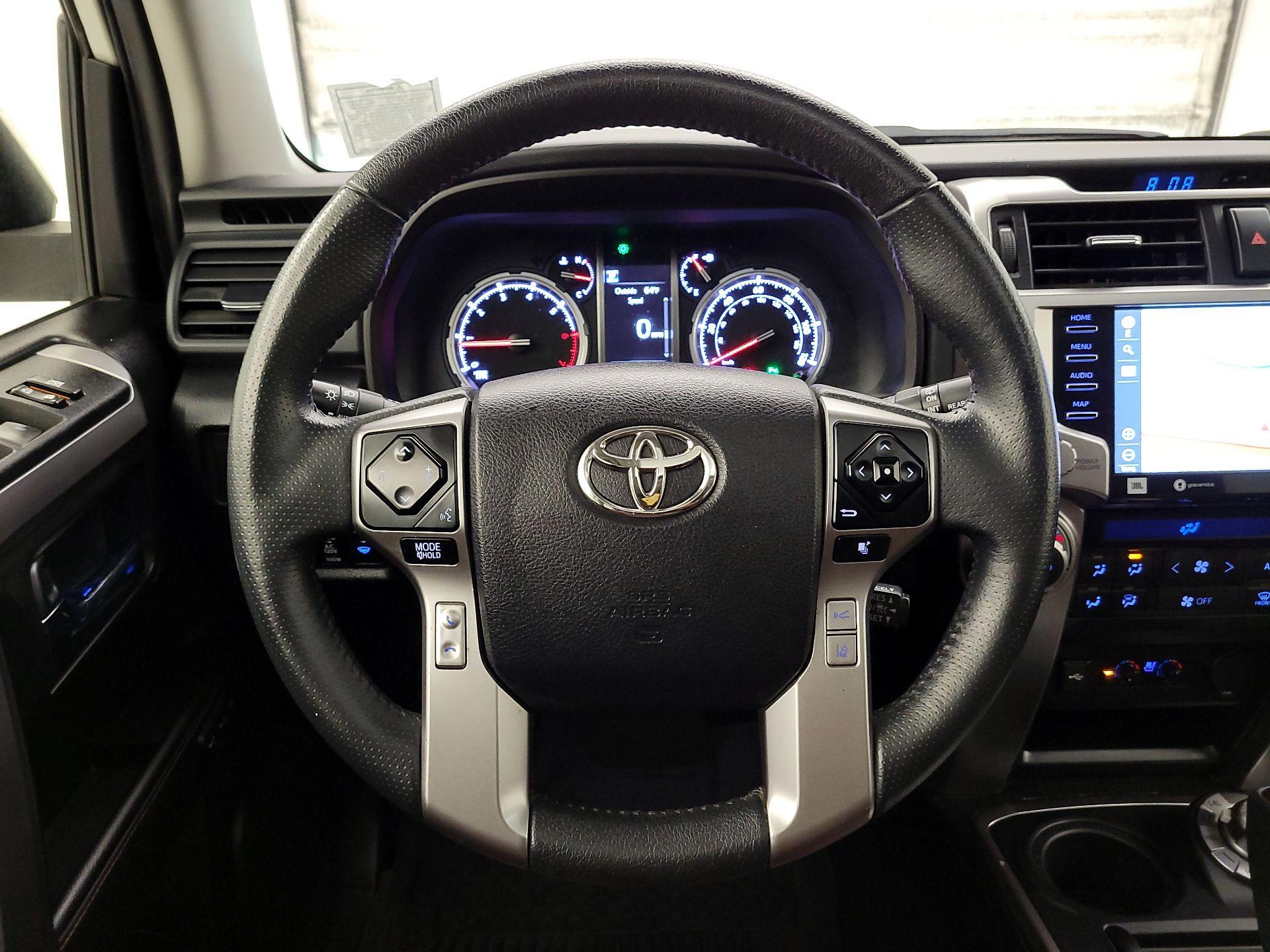 Thumbnail: 2022 Toyota 4Runner - 10