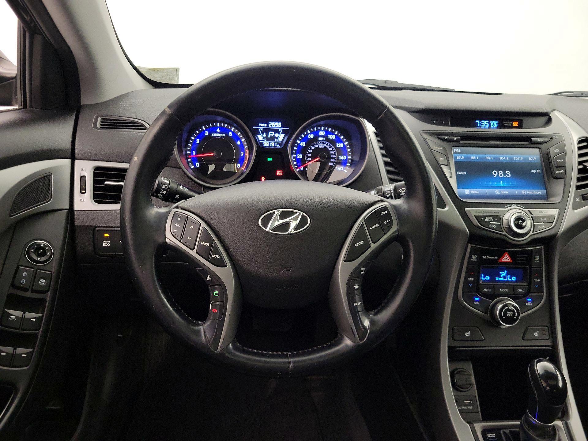 Thumbnail: 2014 Hyundai Elantra - 10