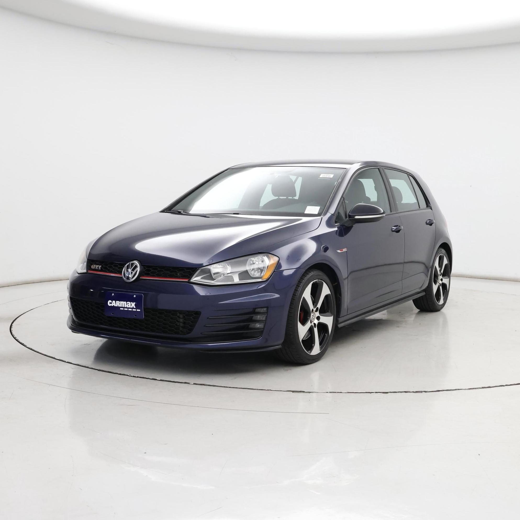 Thumbnail: 2017 Volkswagen Golf - 4