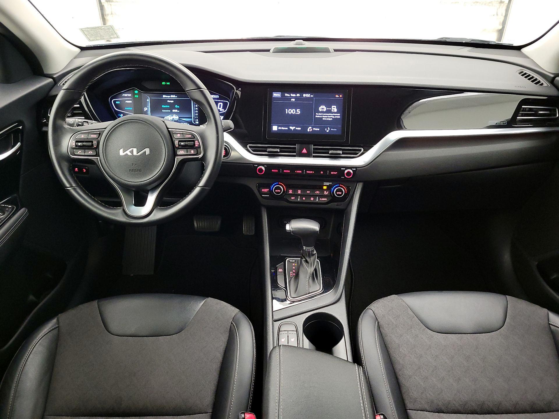 Thumbnail: 2022 Kia Niro - 9