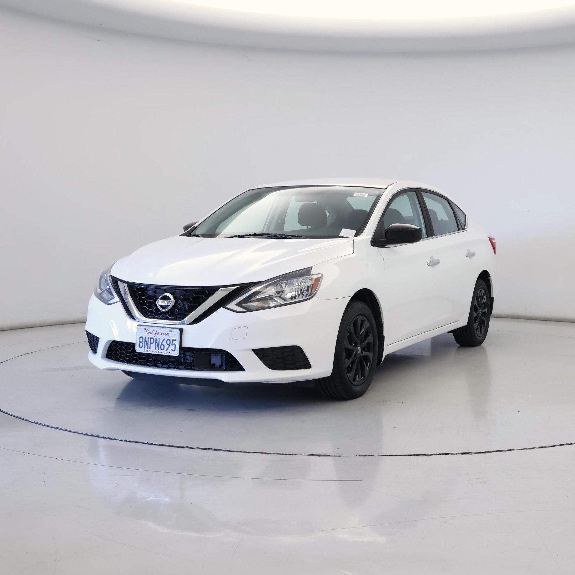 Thumbnail: 2018 Nissan Sentra - 4