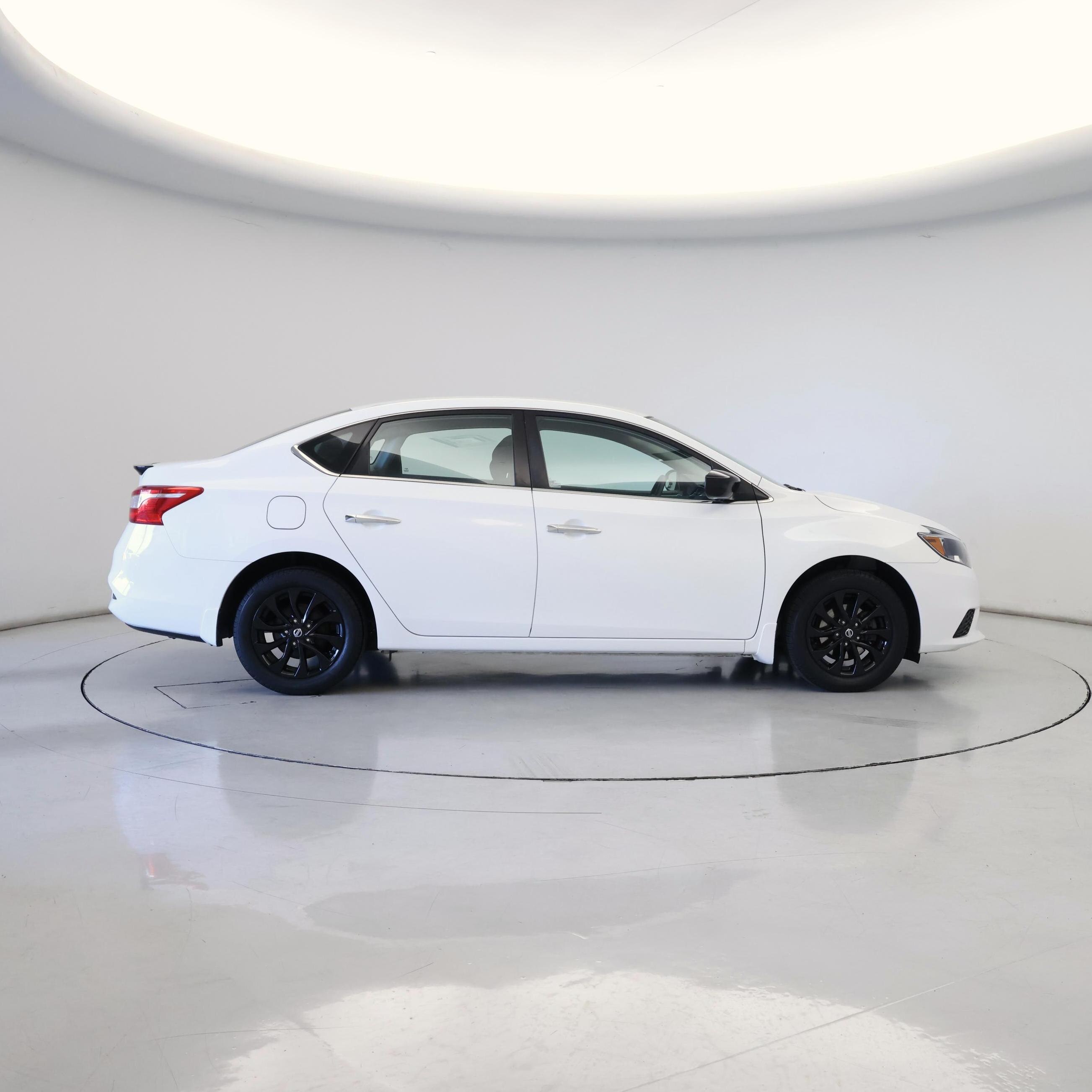 Thumbnail: 2018 Nissan Sentra - 7