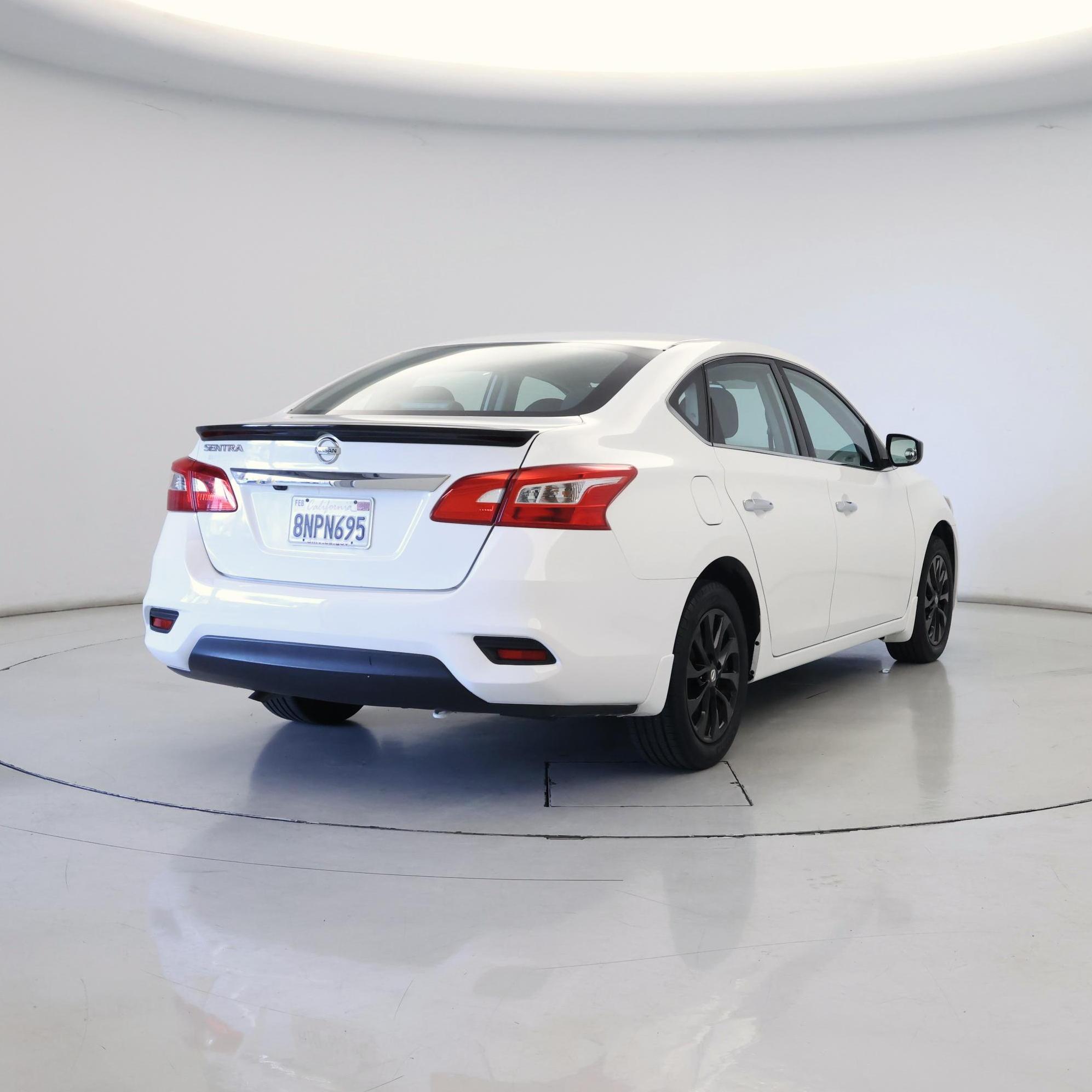 Thumbnail: 2018 Nissan Sentra - 8