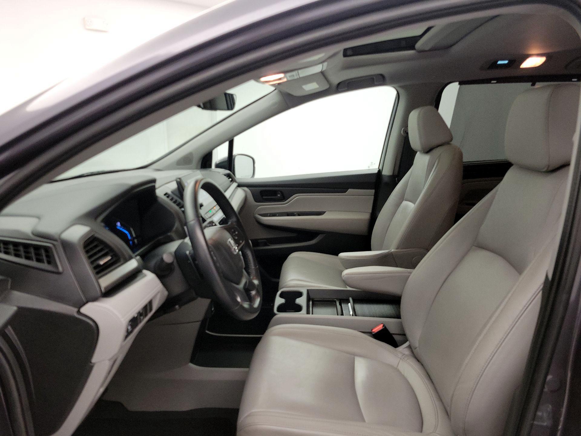 Thumbnail: 2022 Honda Odyssey - 11