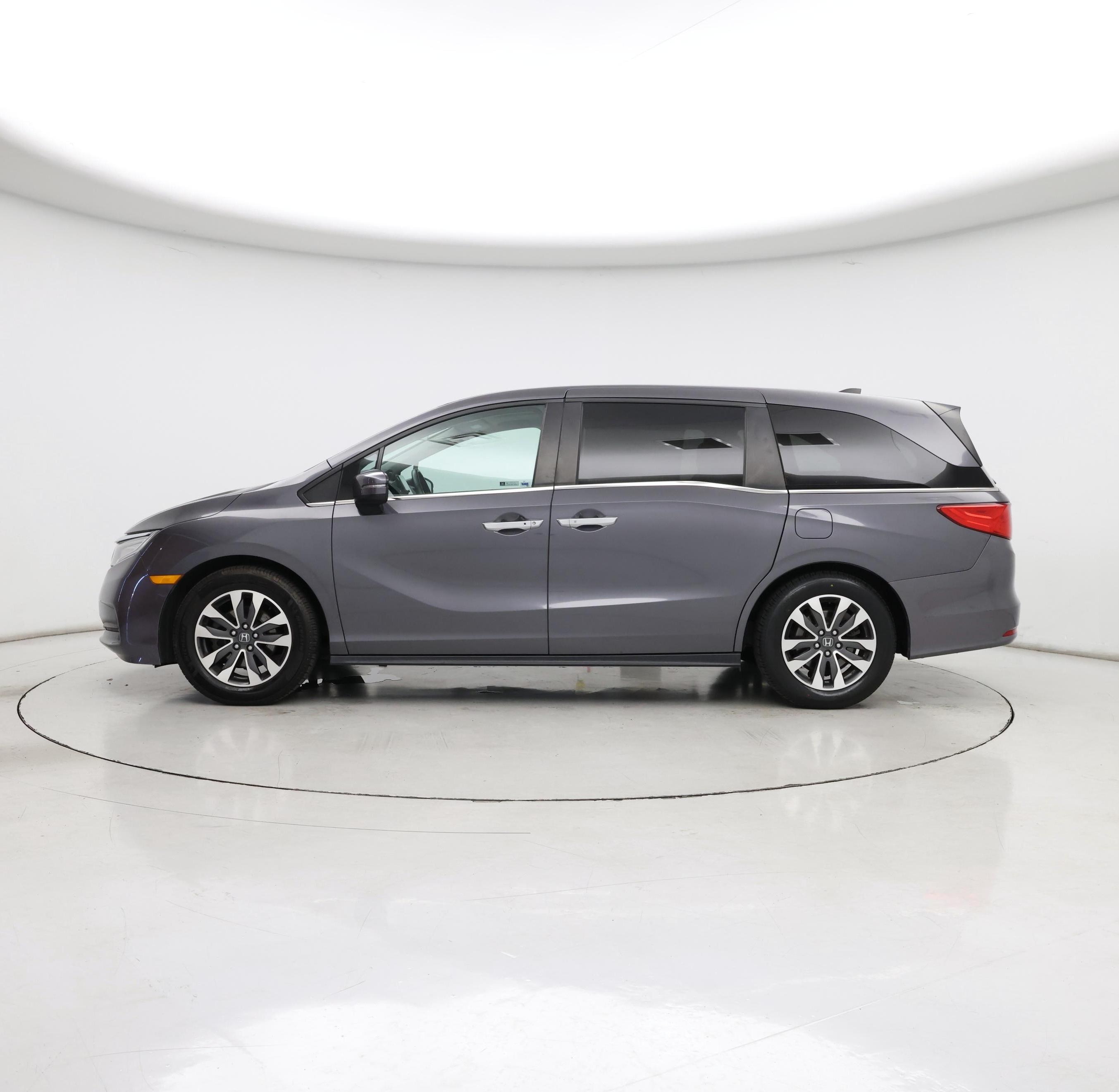 Thumbnail: 2022 Honda Odyssey - 3