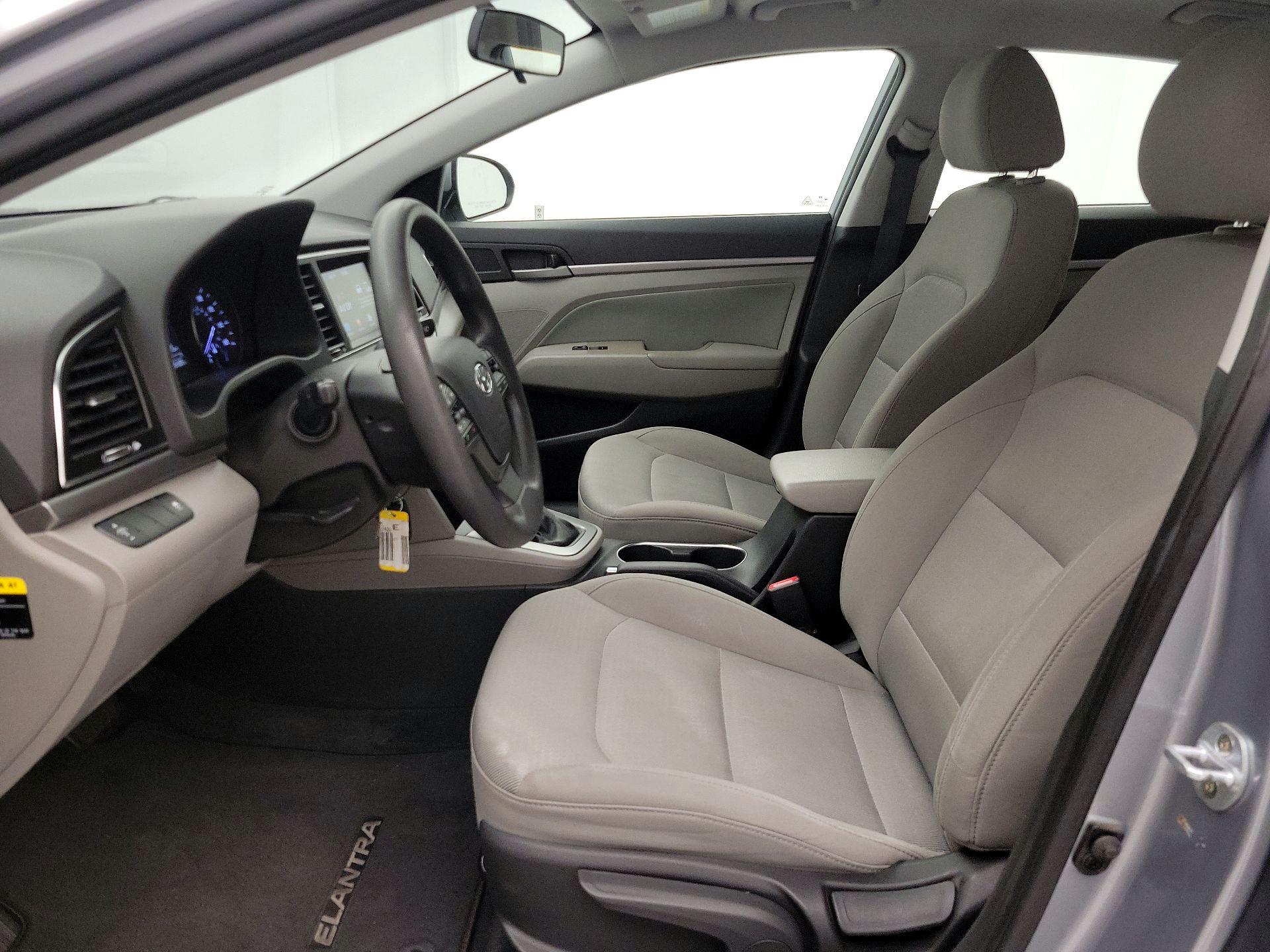 Thumbnail: 2017 Hyundai Elantra - 11