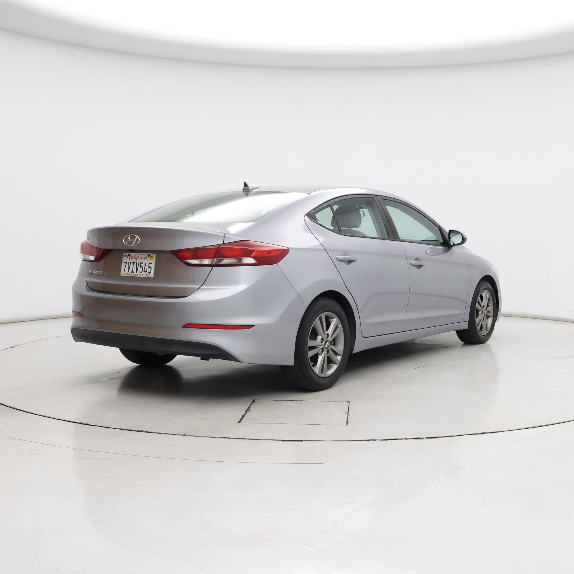 Thumbnail: 2017 Hyundai Elantra - 8