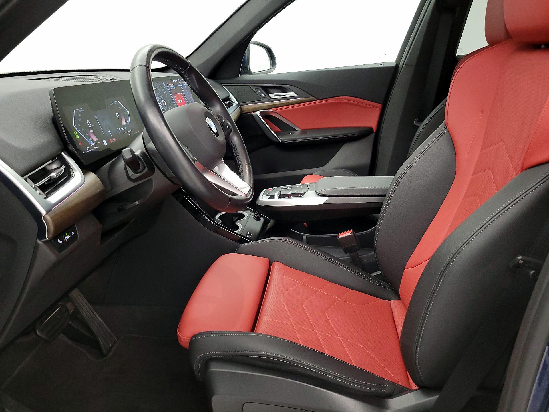 Thumbnail: 2023 BMW X1 - 11
