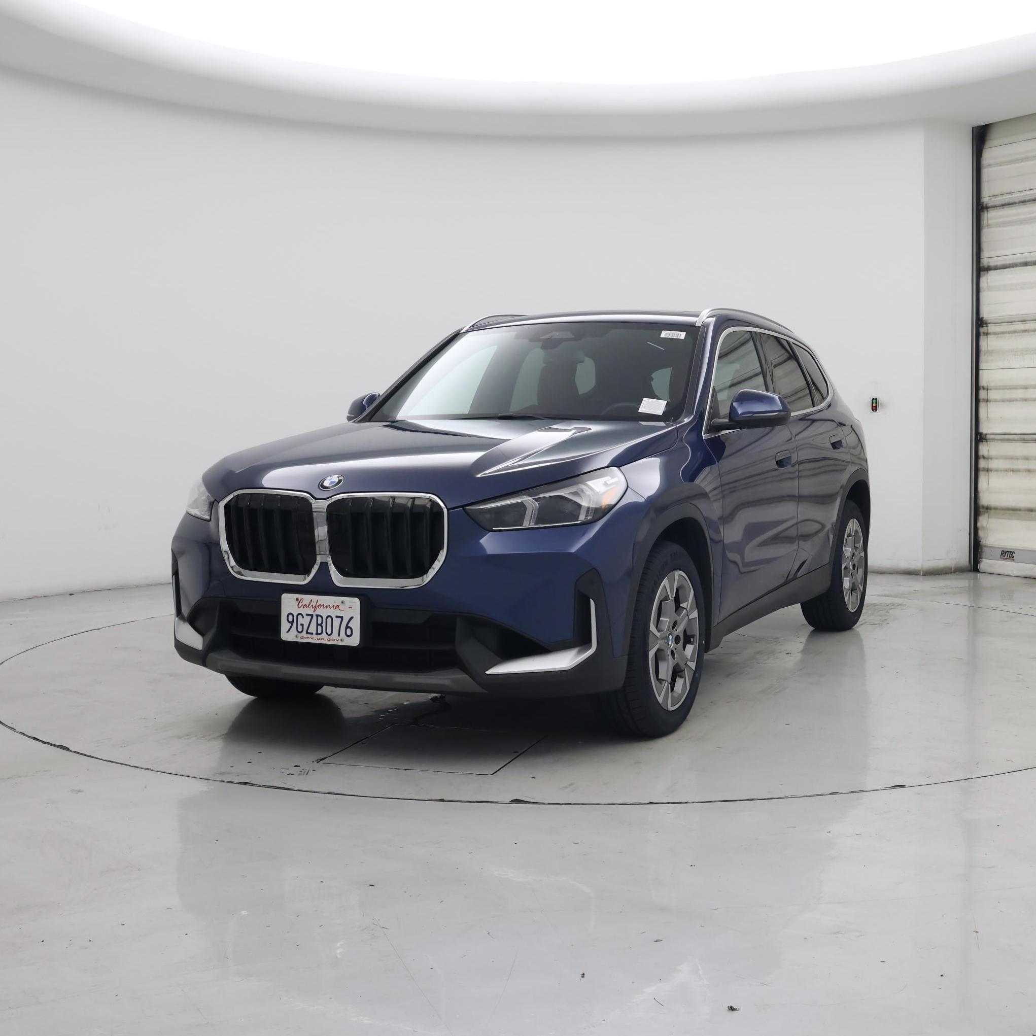 Thumbnail: 2023 BMW X1 - 4