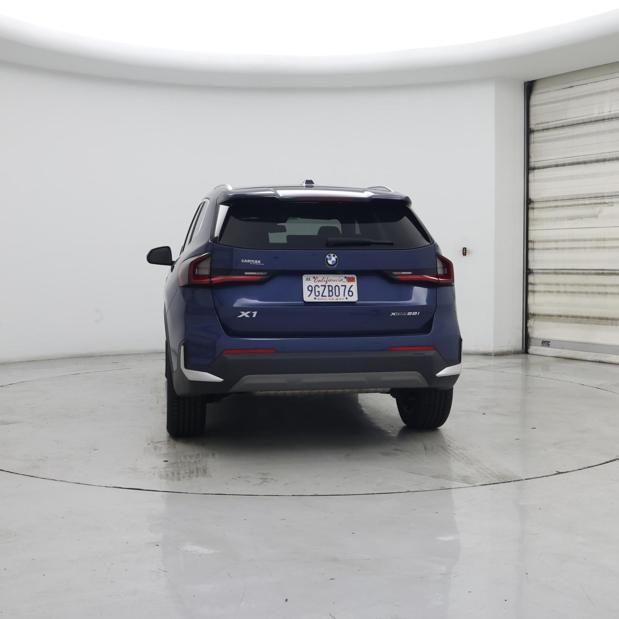 Thumbnail: 2023 BMW X1 - 6
