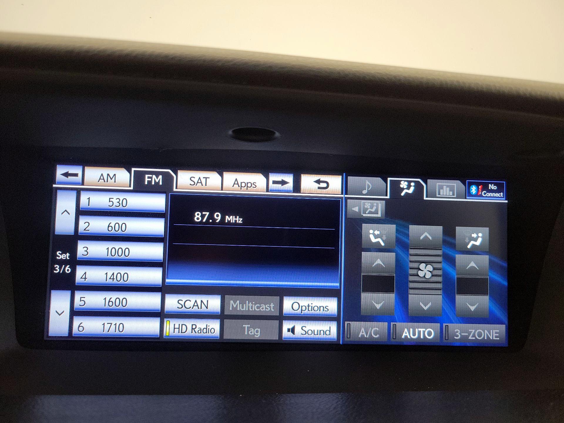 Thumbnail: 2014 Lexus GS - 16