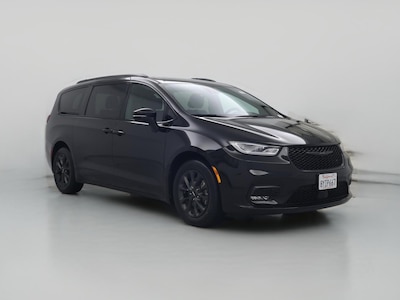 Black 2021 Chrysler Pacifica Touring