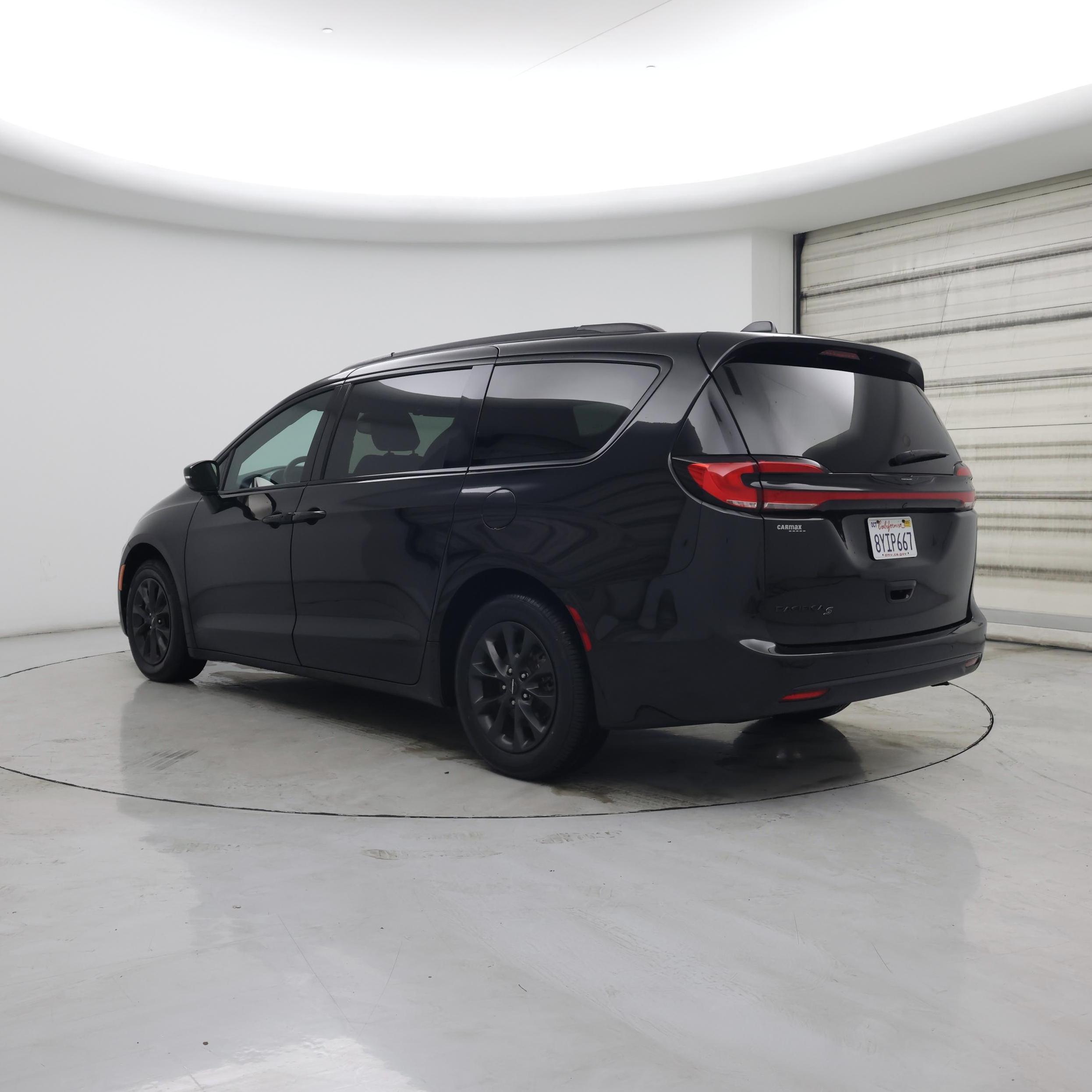 Thumbnail: 2021 Chrysler Pacifica - 2