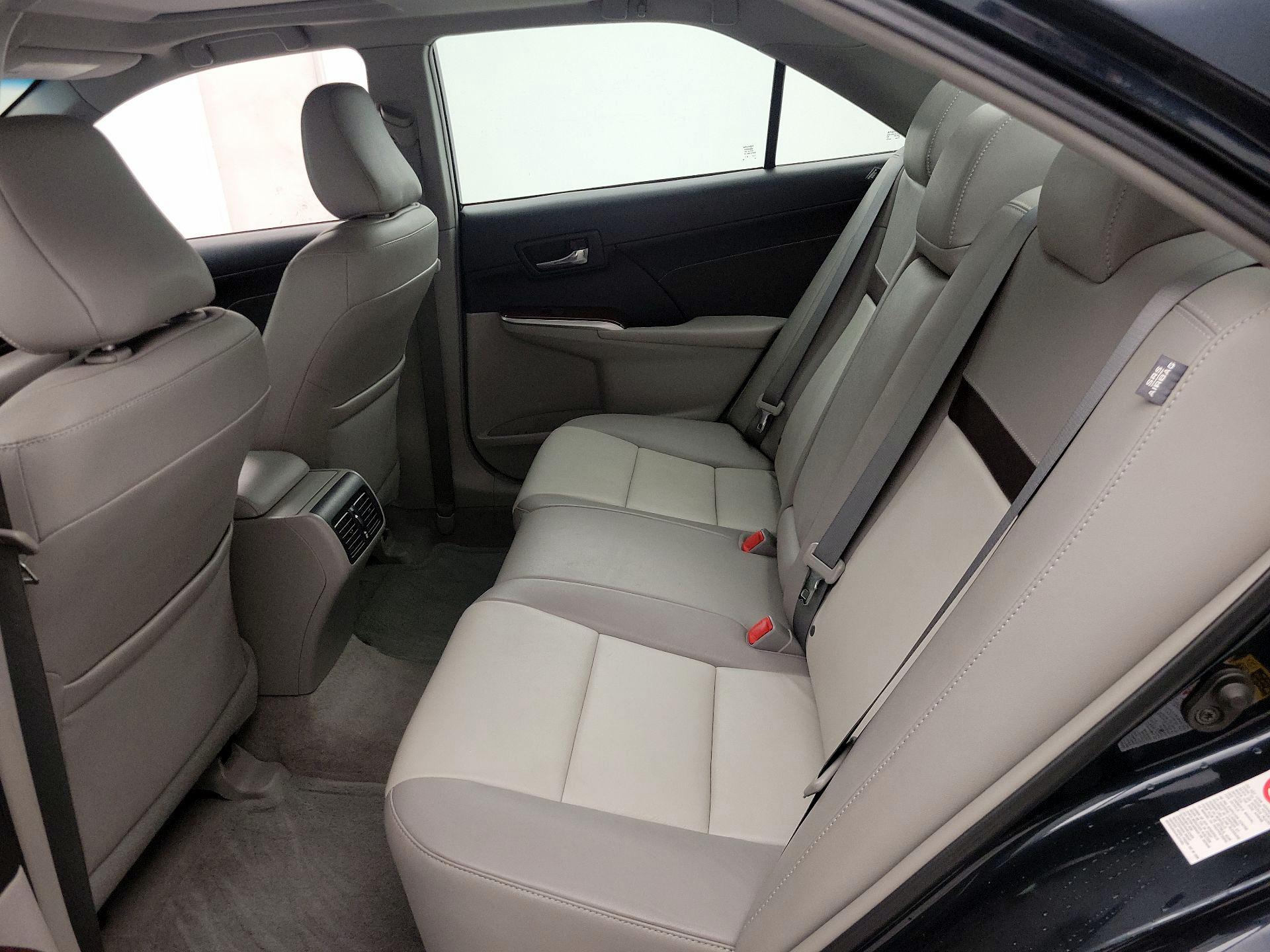 Thumbnail: 2014 Toyota Camry - 20