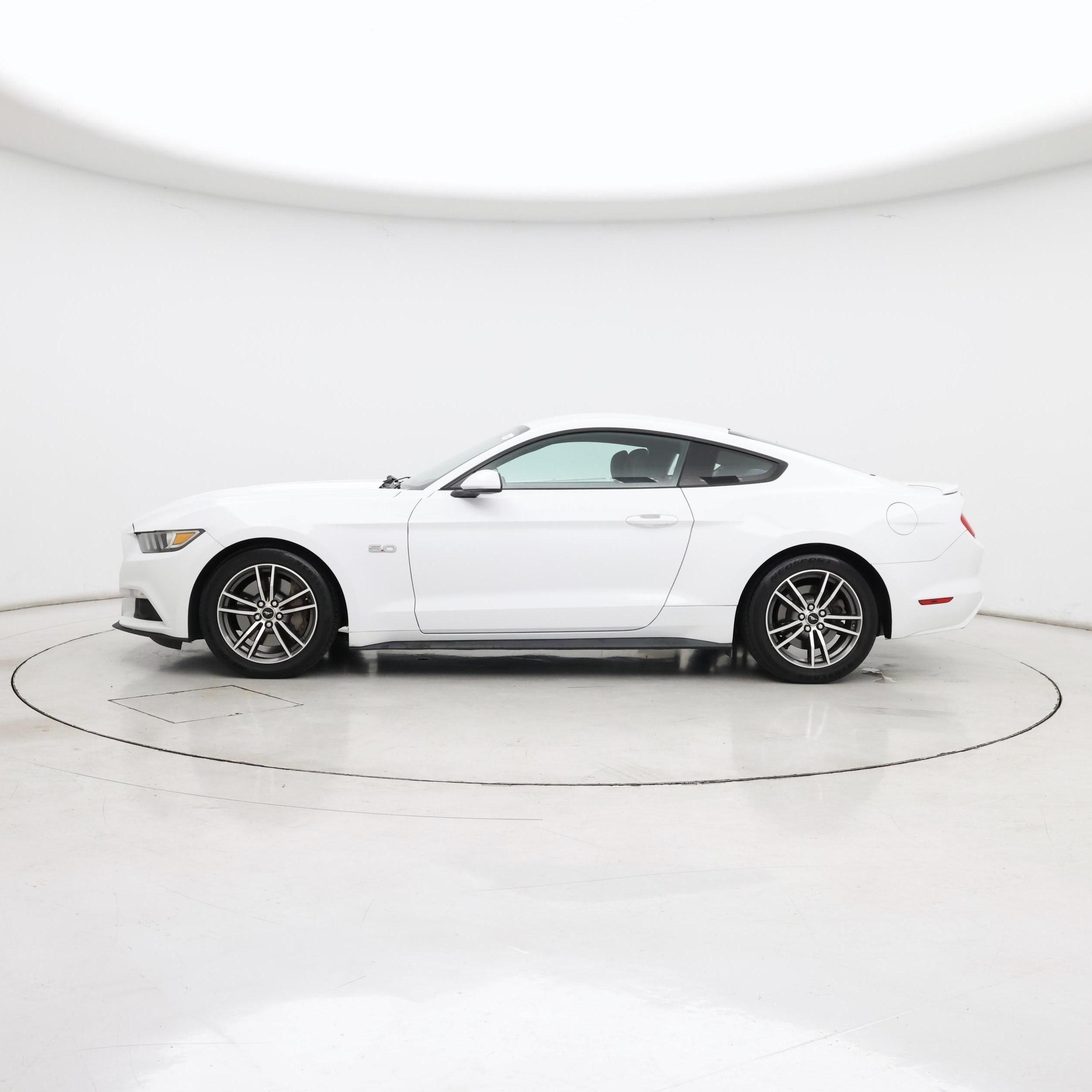 Thumbnail: 2017 Ford Mustang - 3